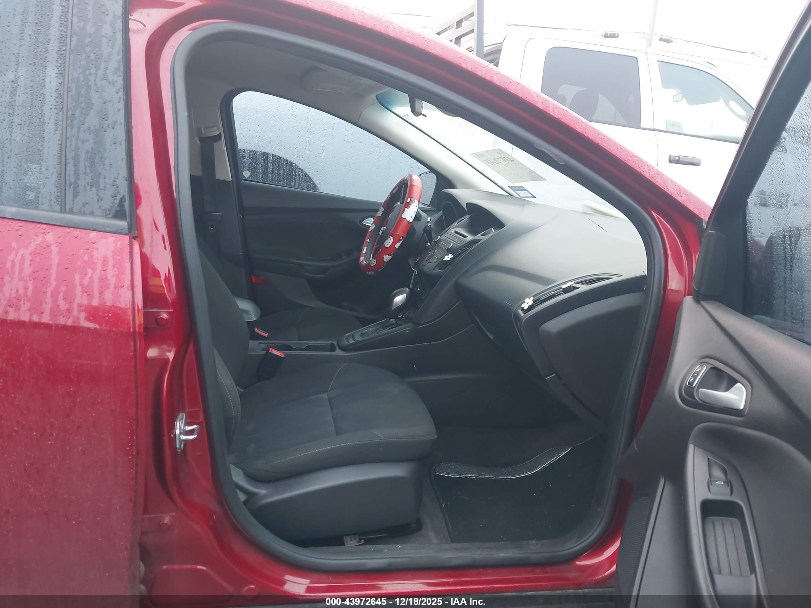 FORD FOCUS image 5