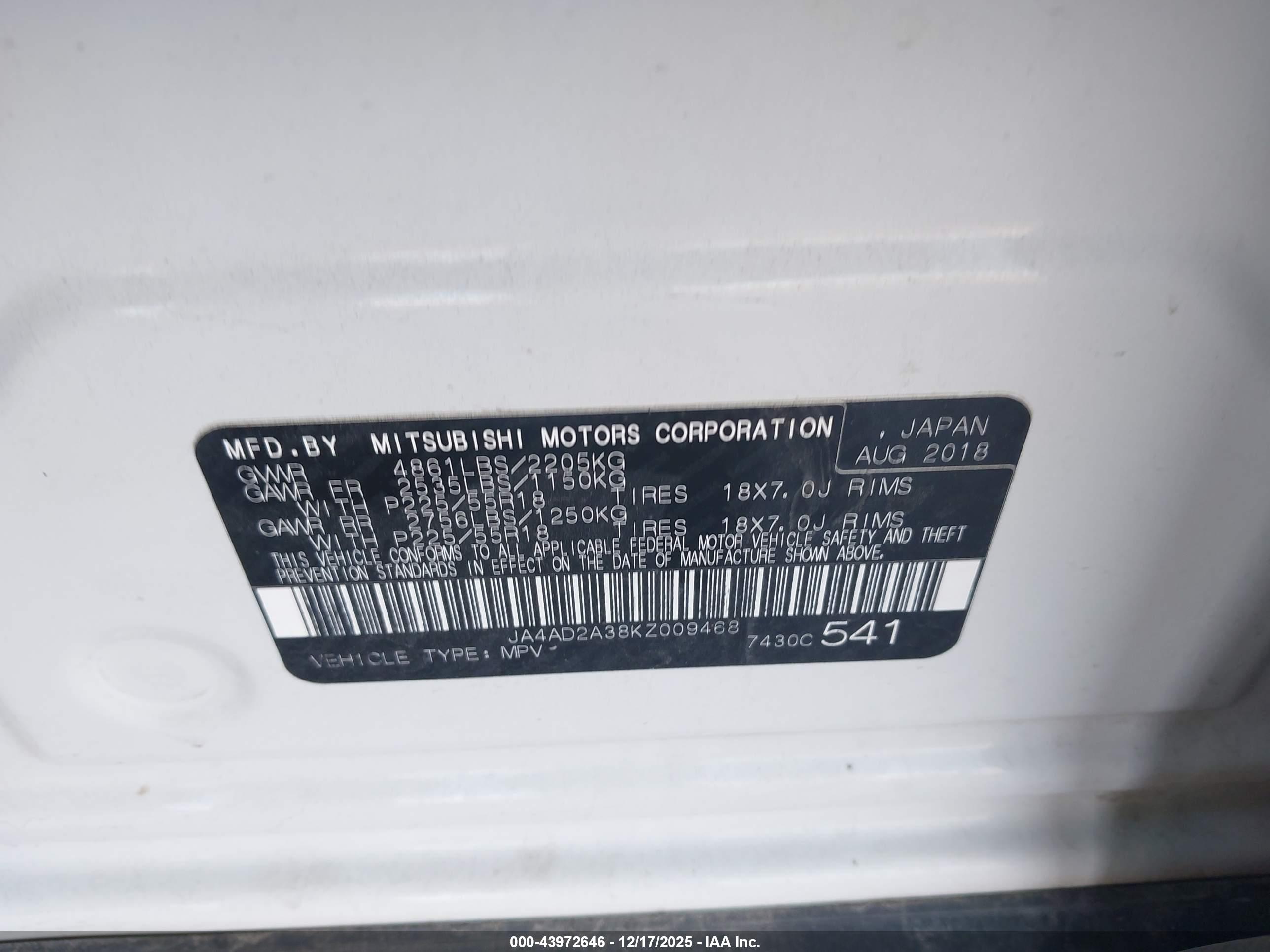 MITSUBISHI OUTLANDER image 9