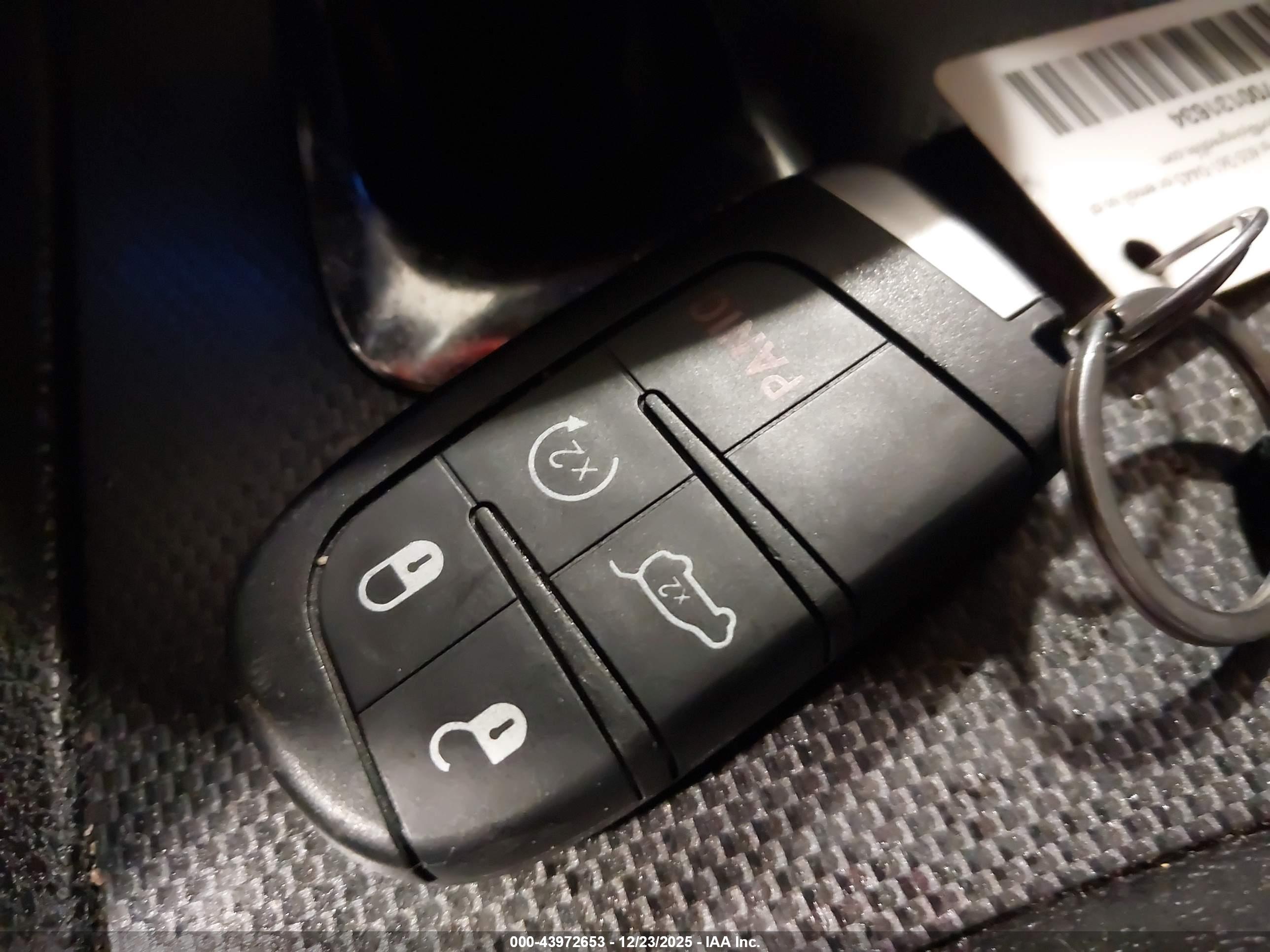 CHRYSLER 300 image 11