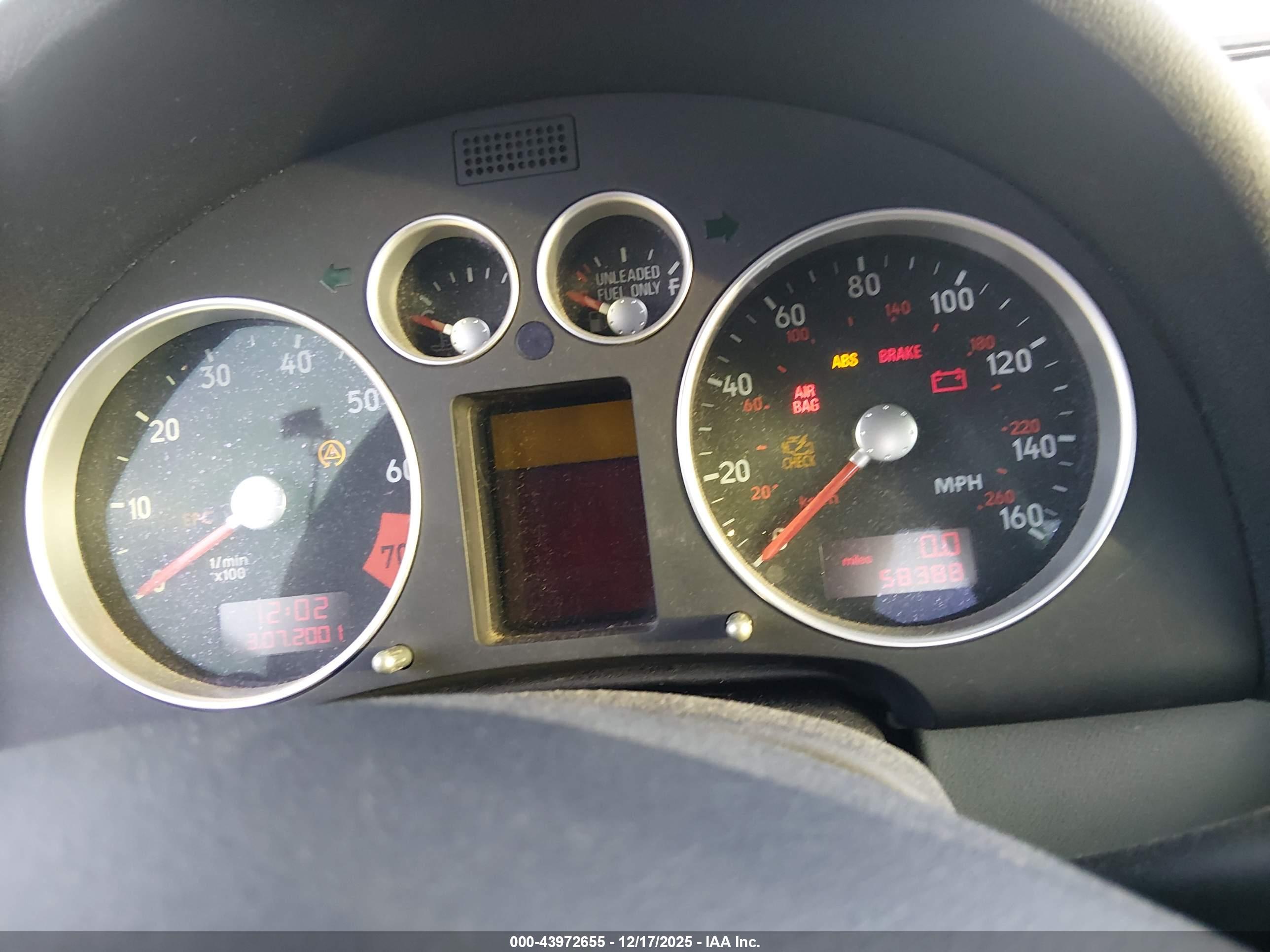 AUDI TT image 7