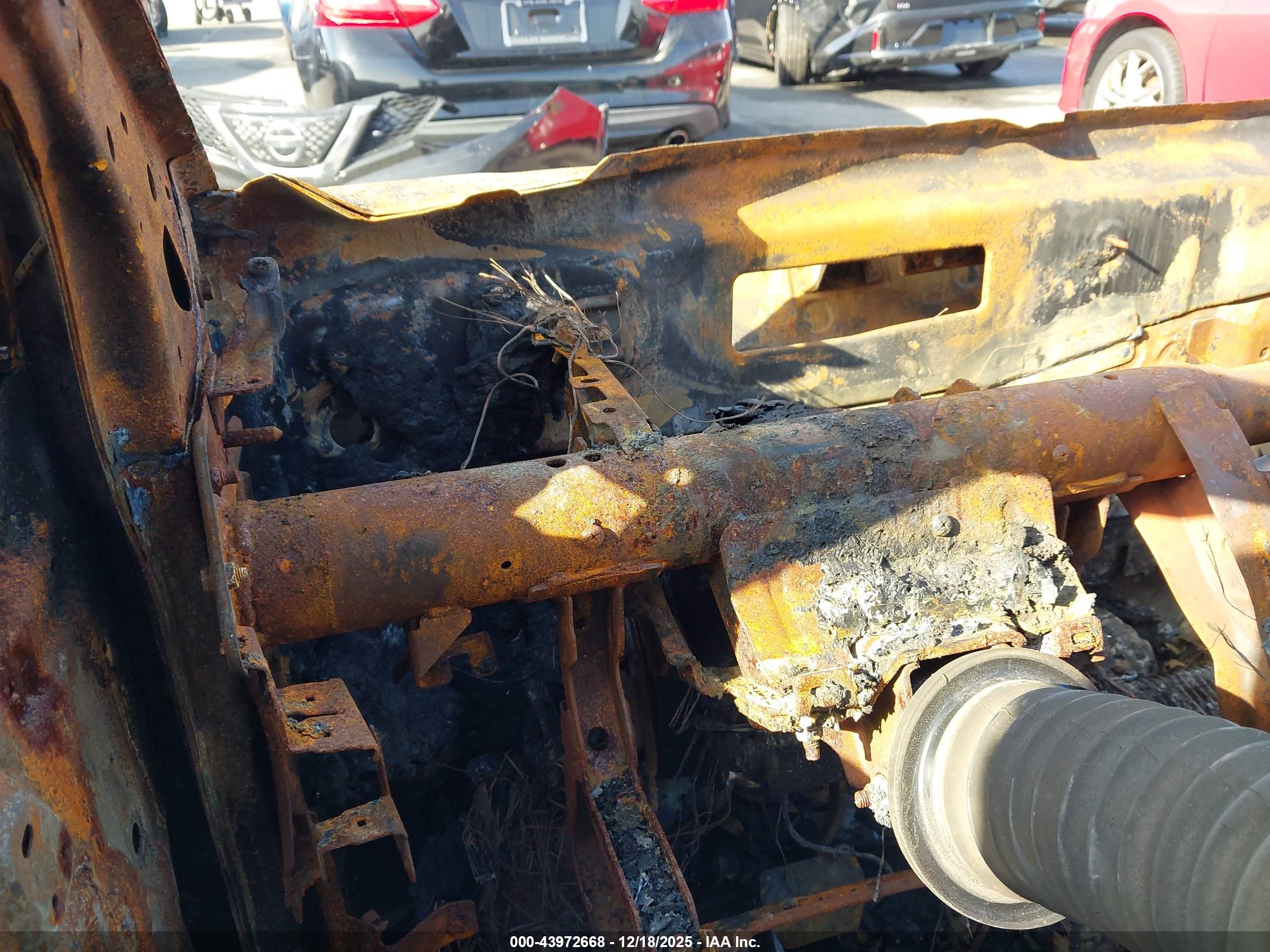 NISSAN ROGUE image 7