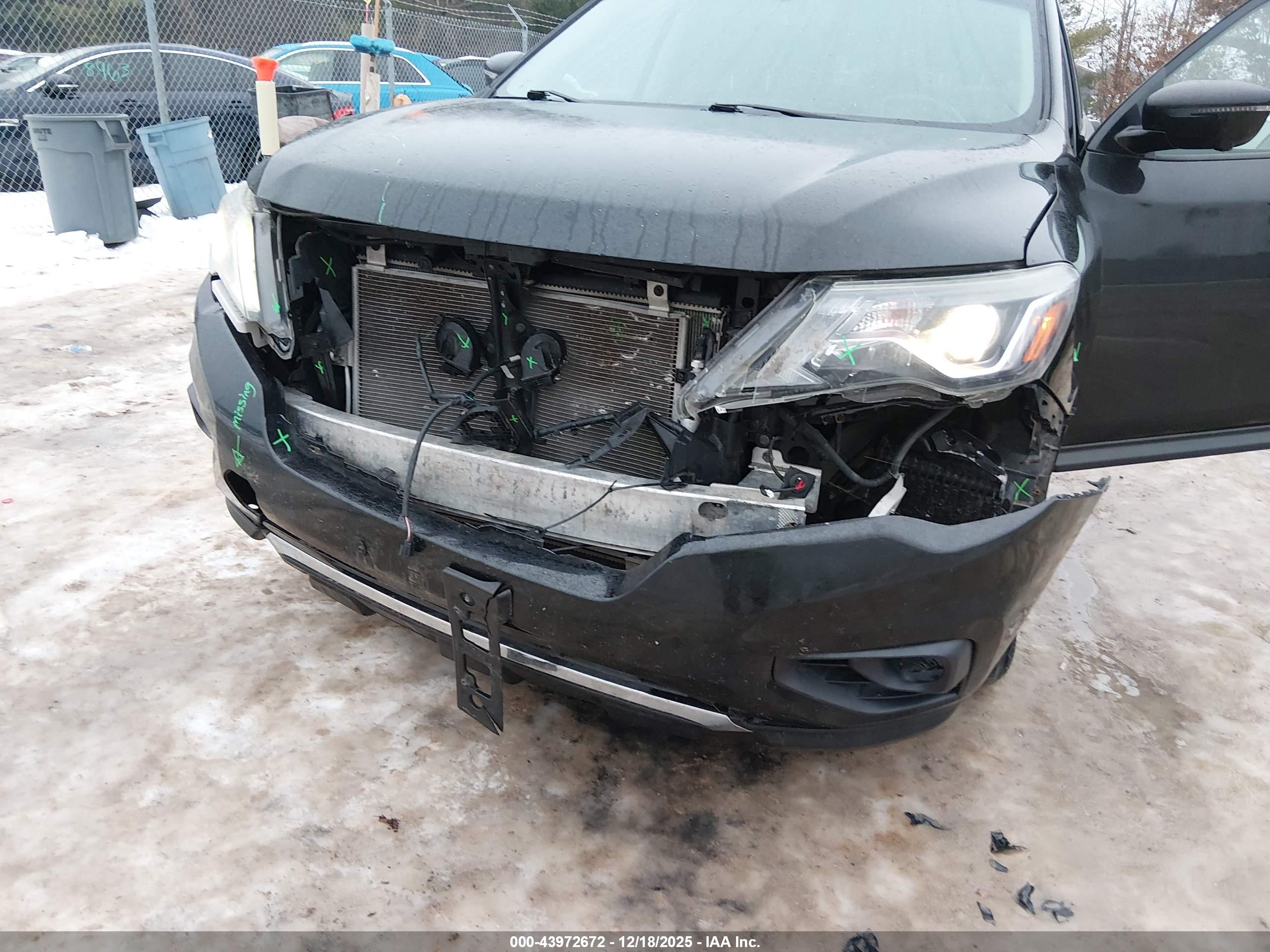 NISSAN PATHFINDER image 6