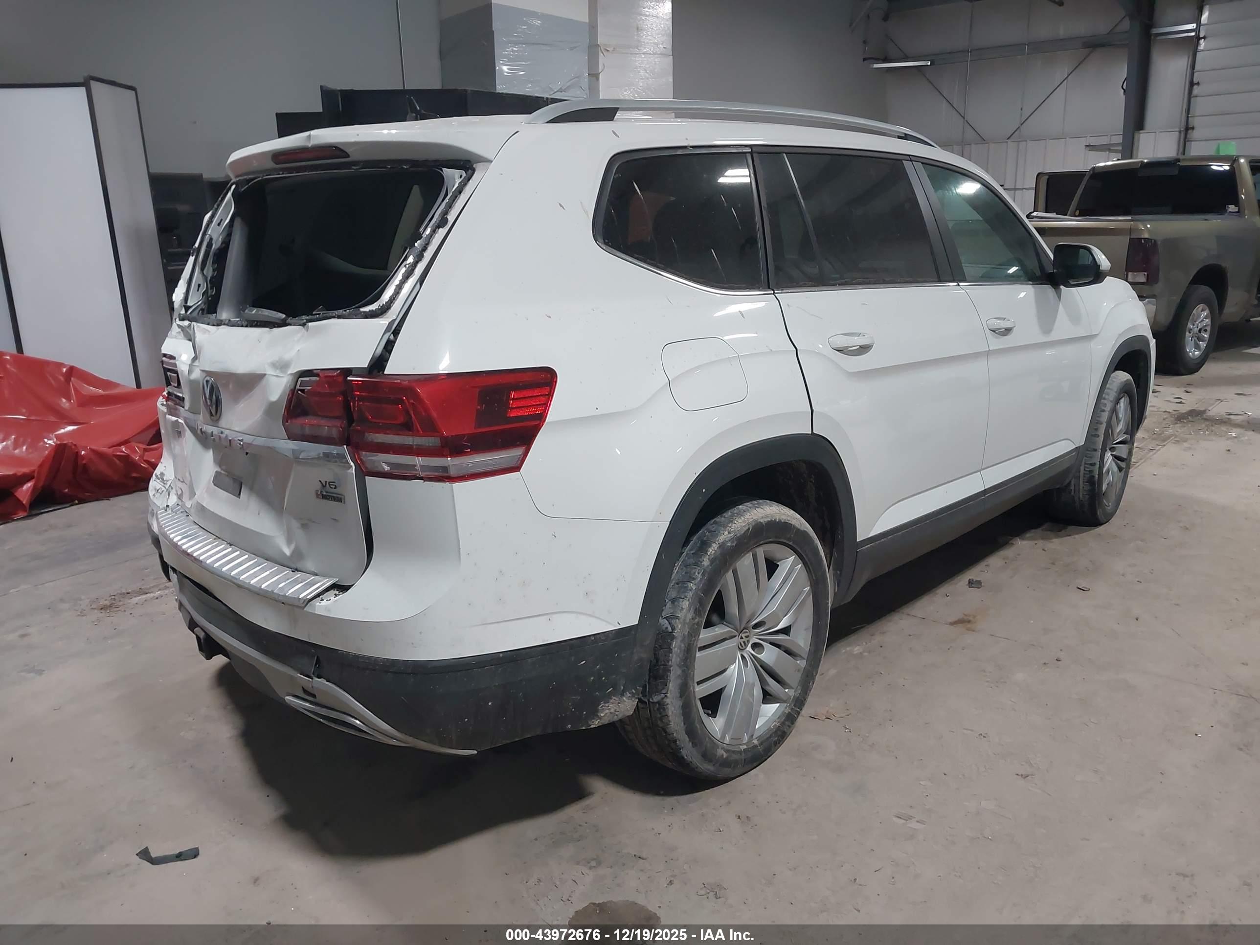 VOLKSWAGEN ATLAS image 4