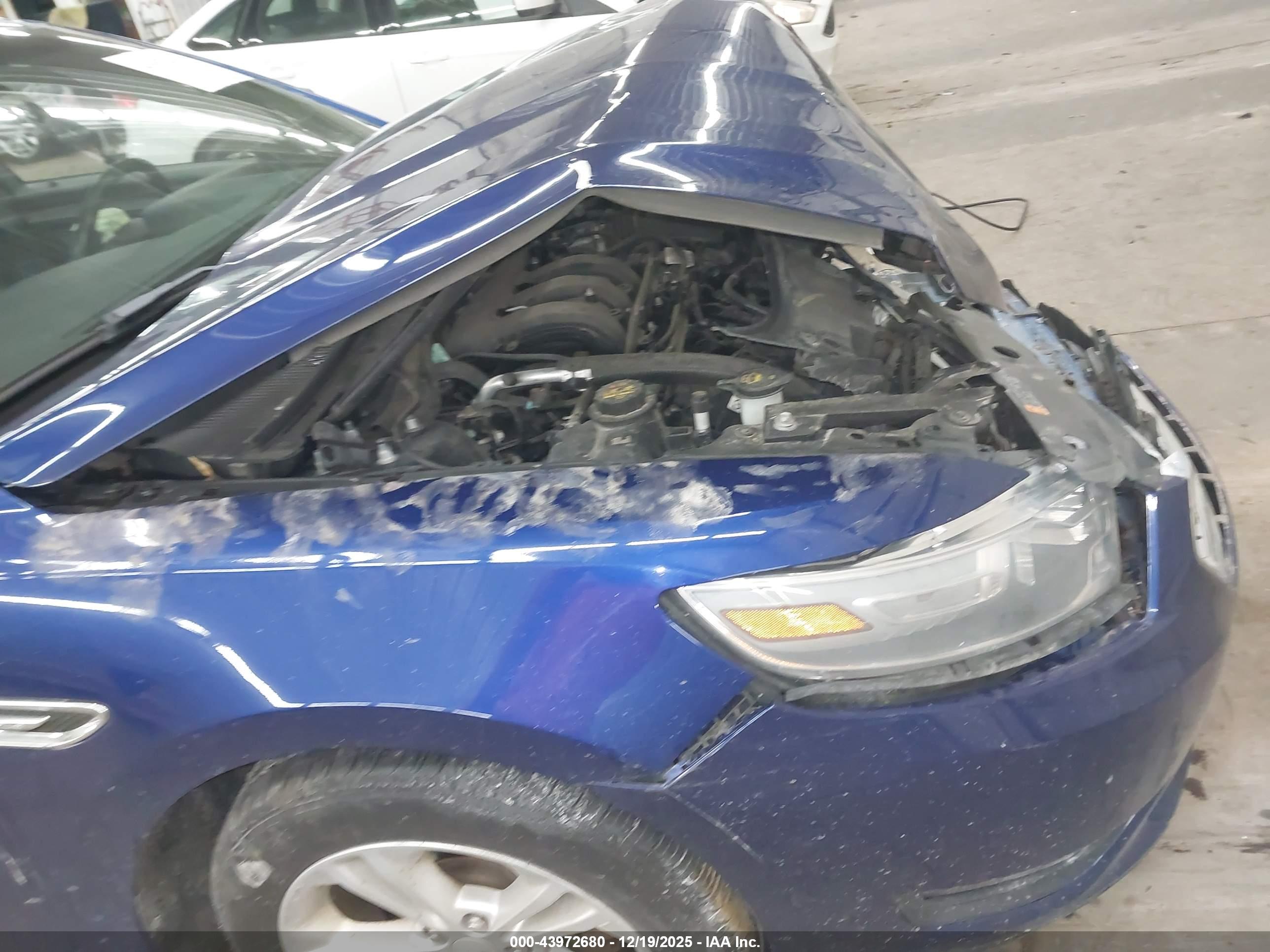 FORD TAURUS image 6