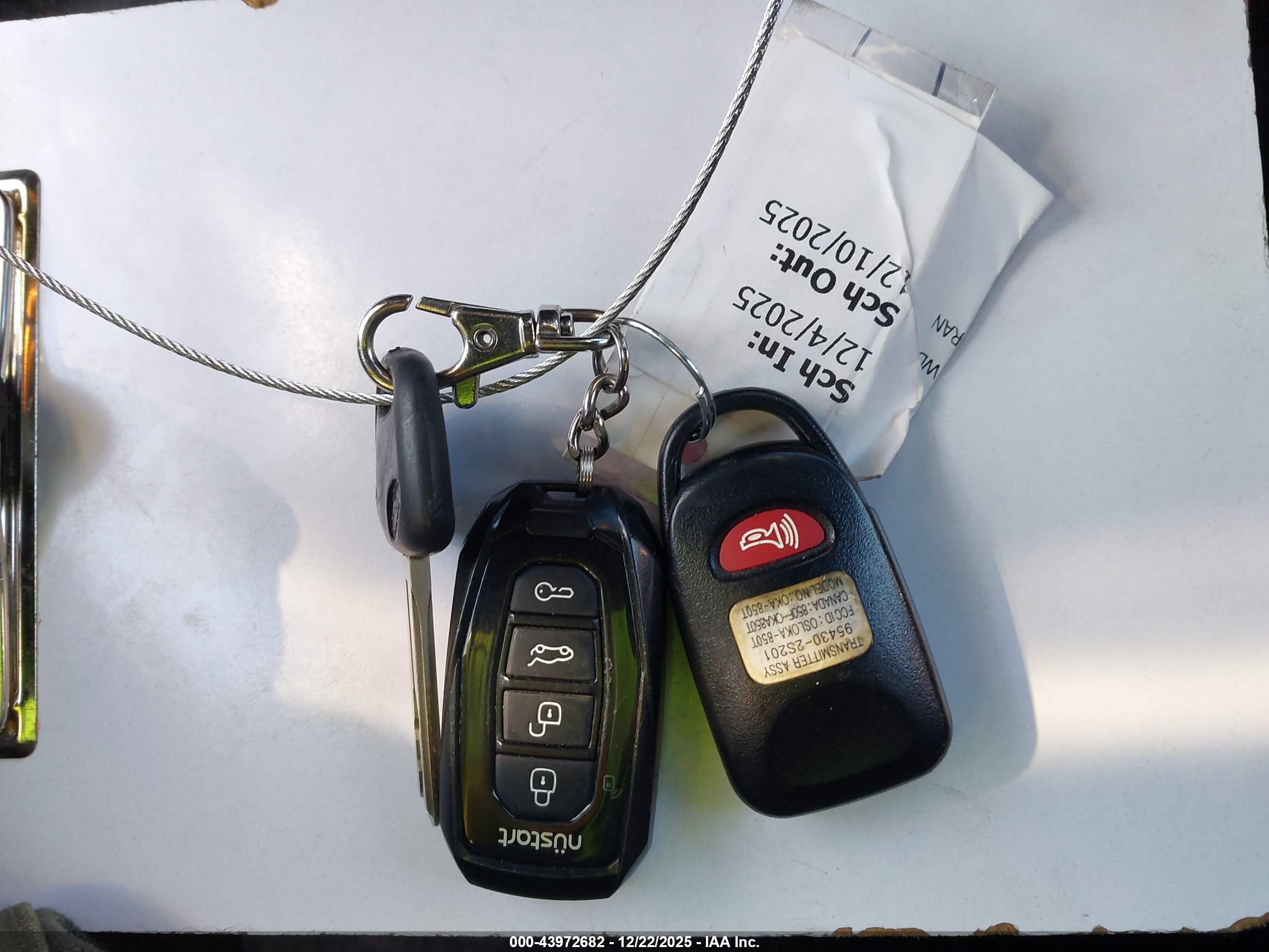 HYUNDAI TUCSON image 11