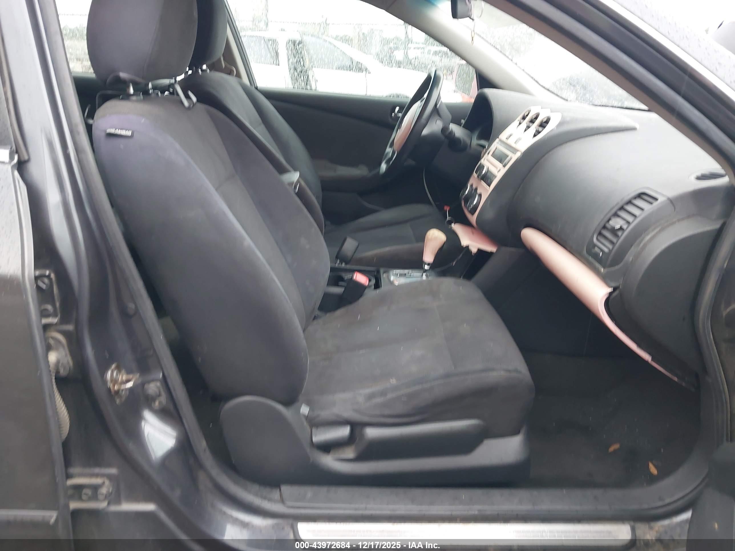 NISSAN ALTIMA image 5