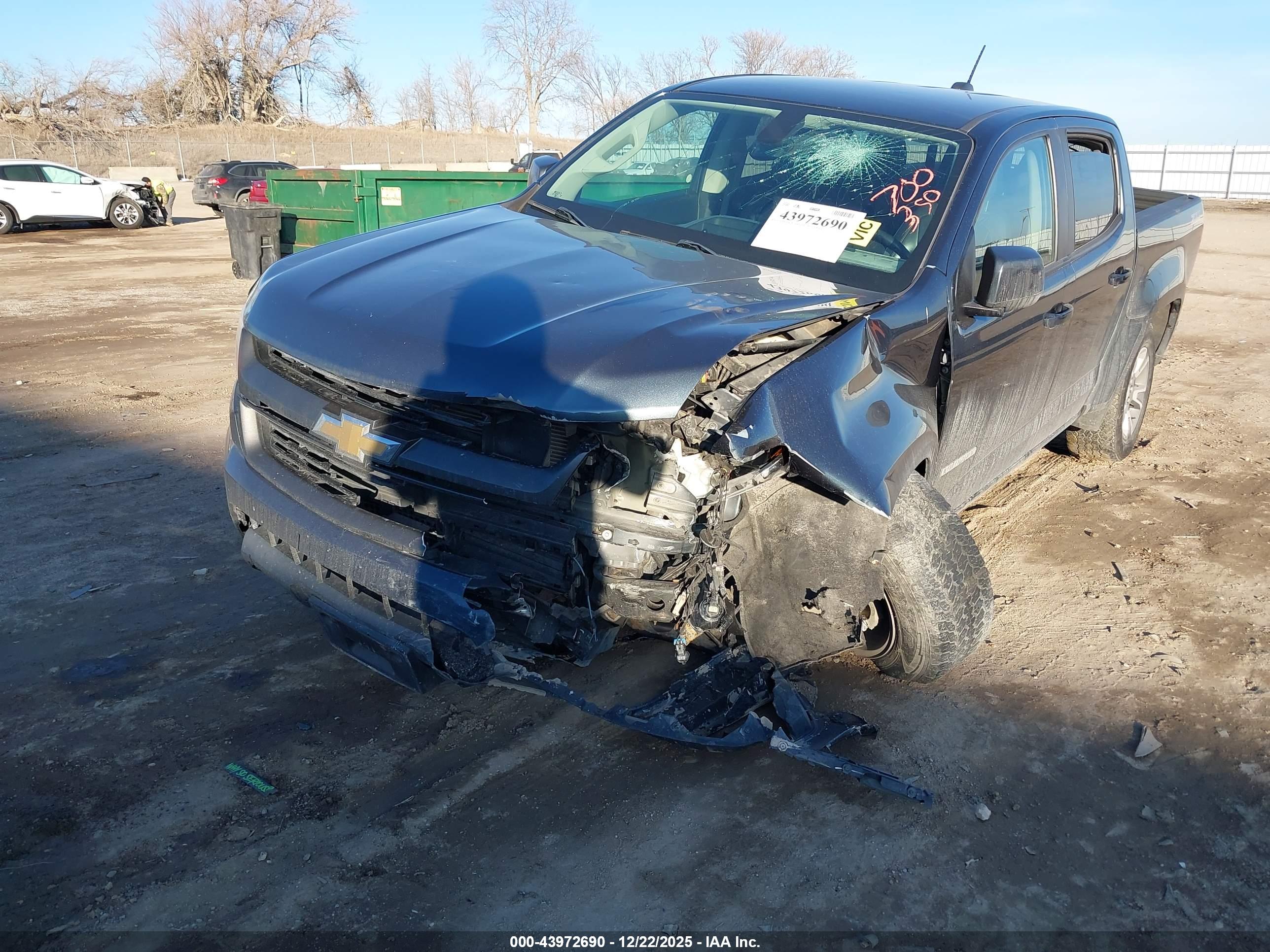 CHEVROLET COLORADO image 6
