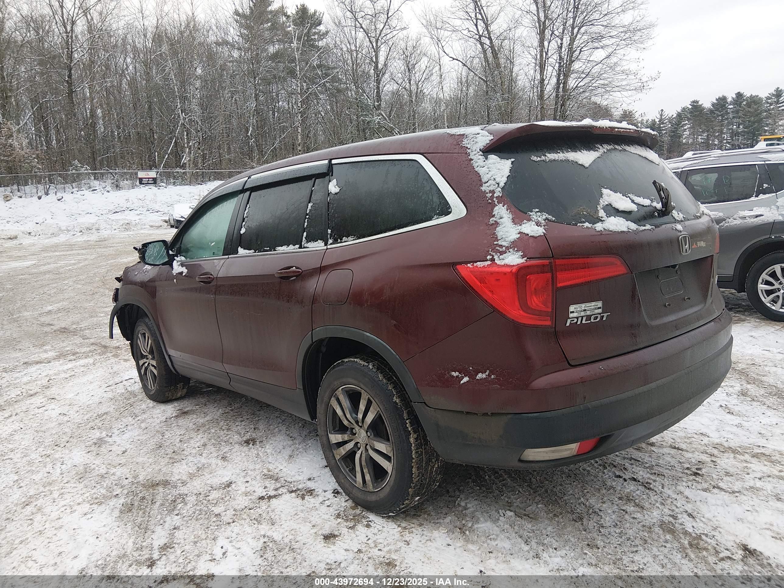 HONDA PILOT image 3