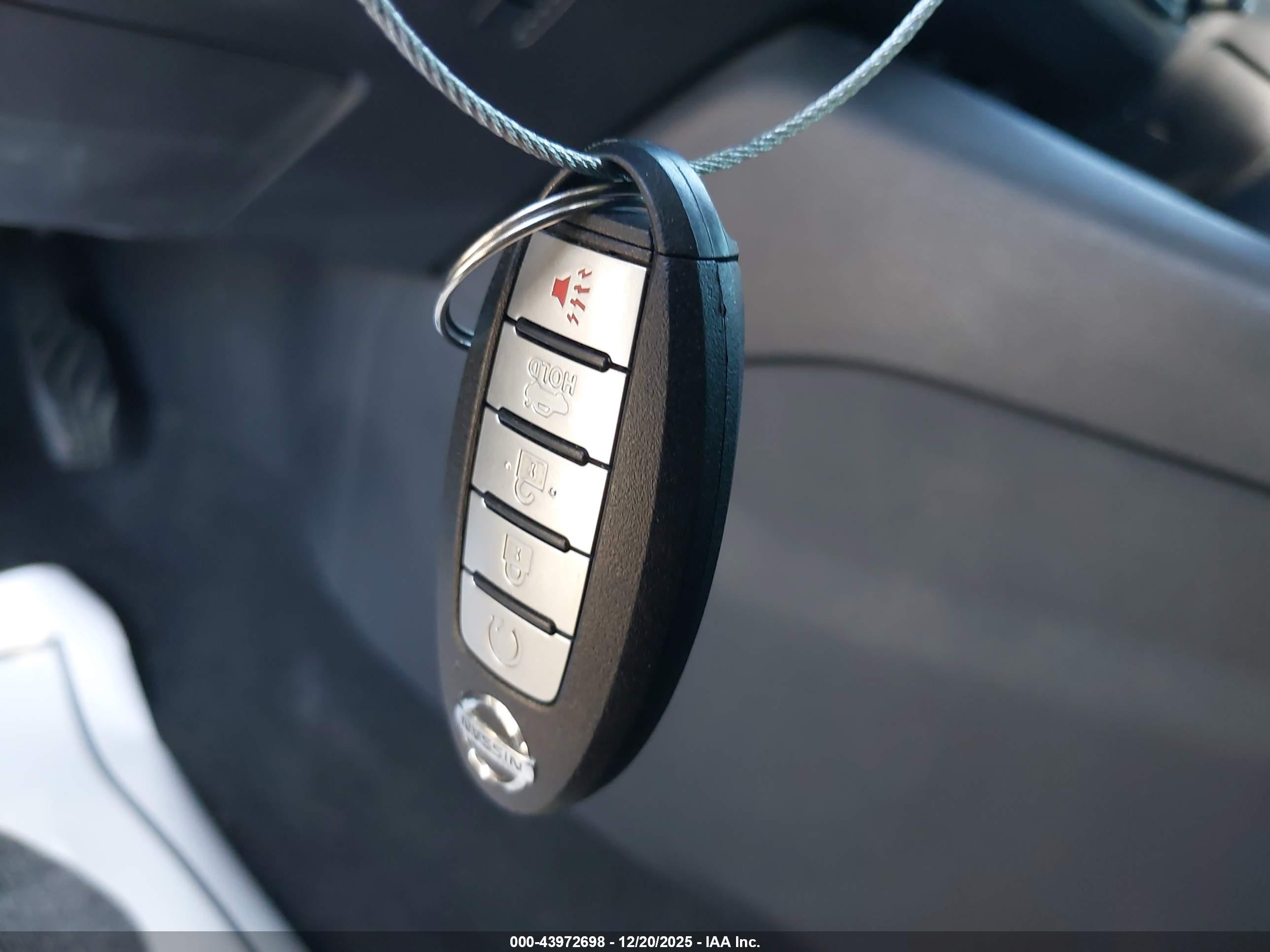 NISSAN ALTIMA image 11