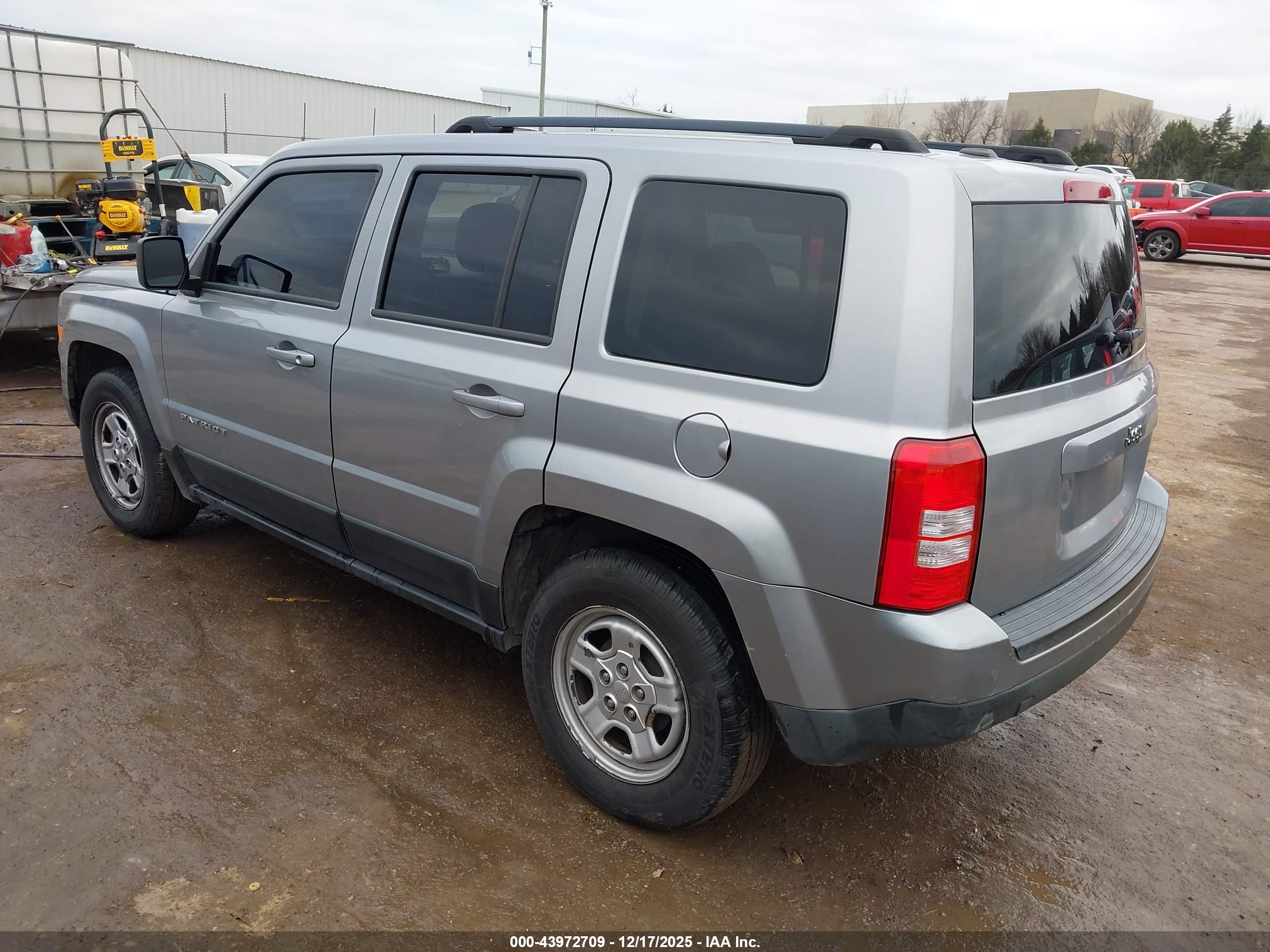 JEEP PATRIOT image 3