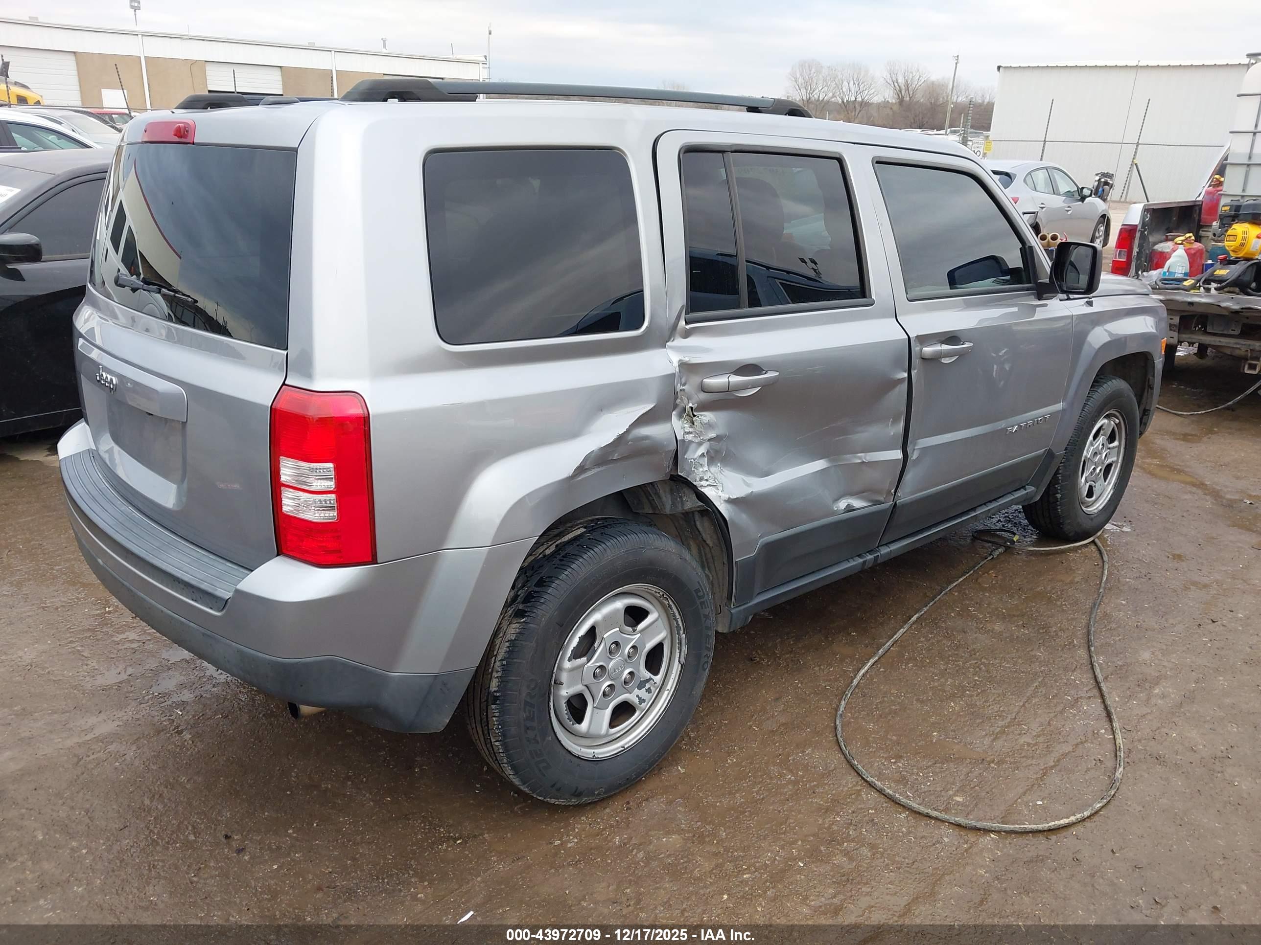 JEEP PATRIOT image 4