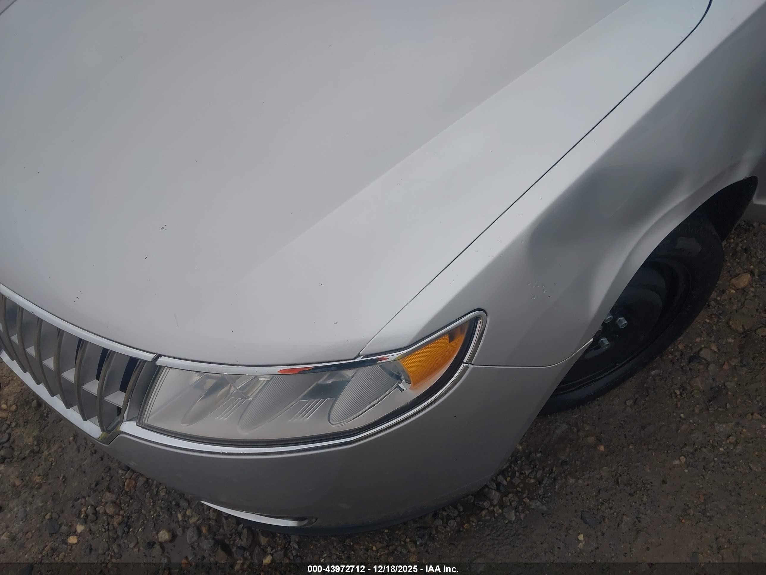 LINCOLN MKZ image 6