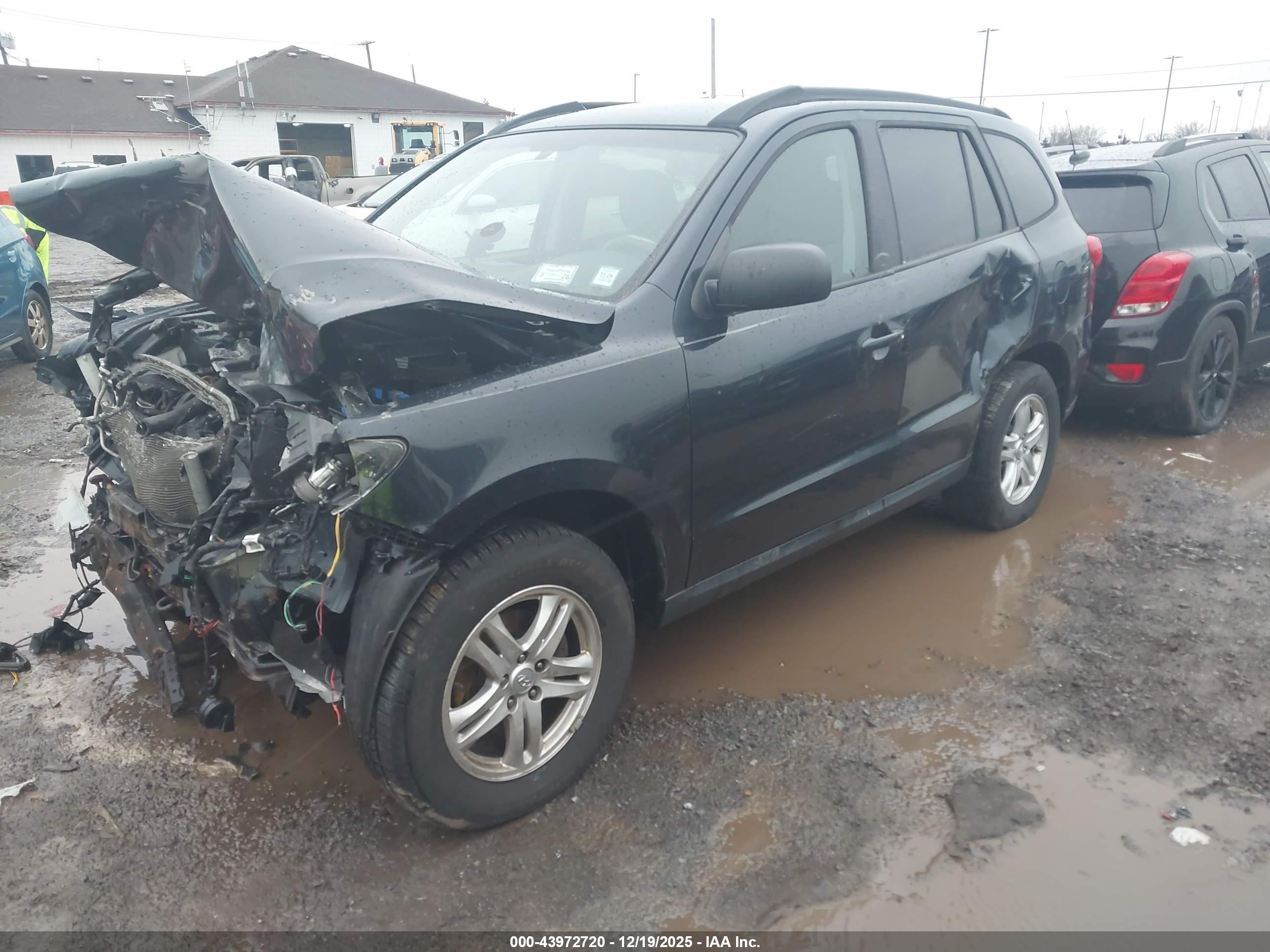 HYUNDAI SANTA image 2