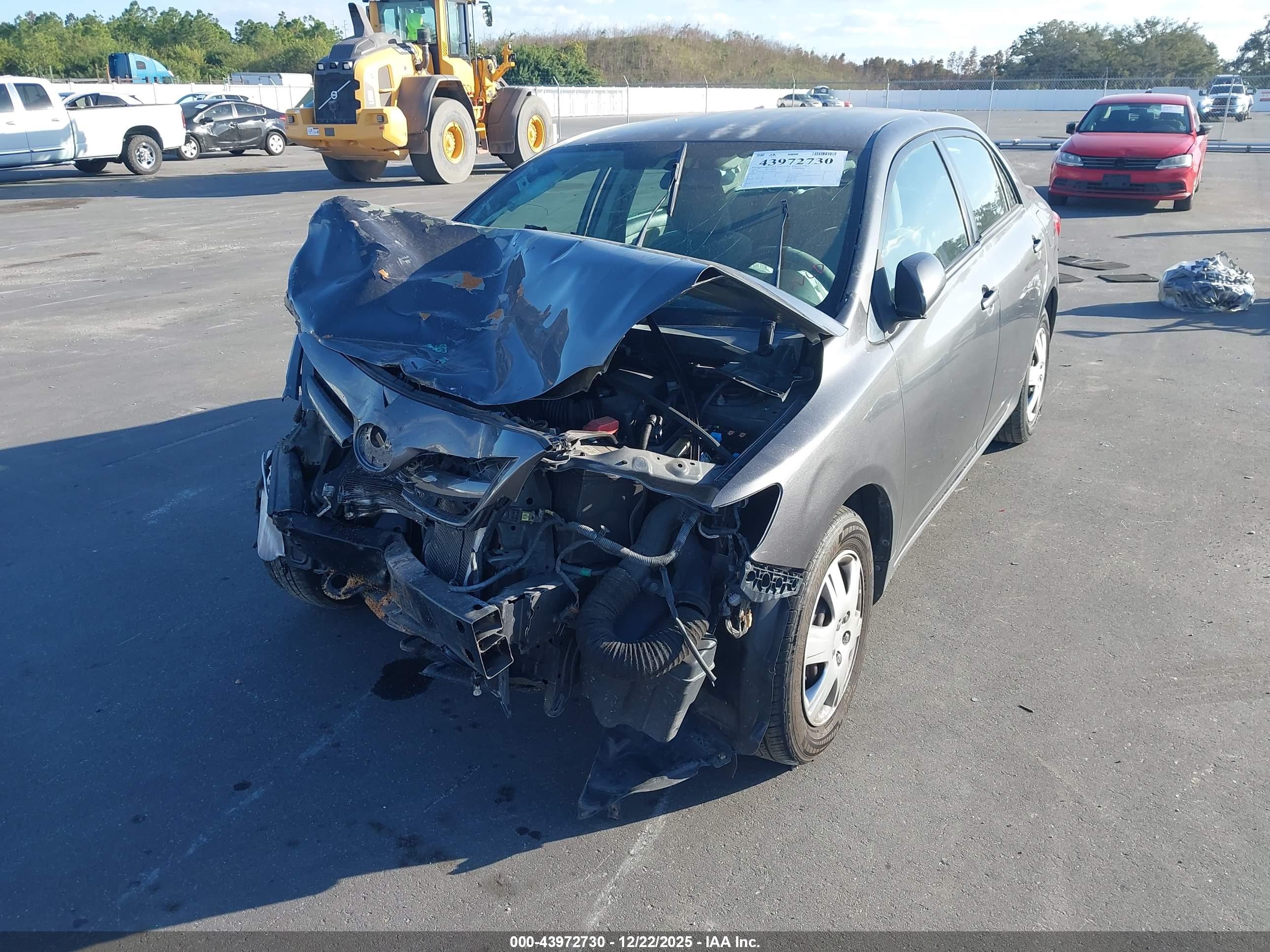 TOYOTA COROLLA image 2