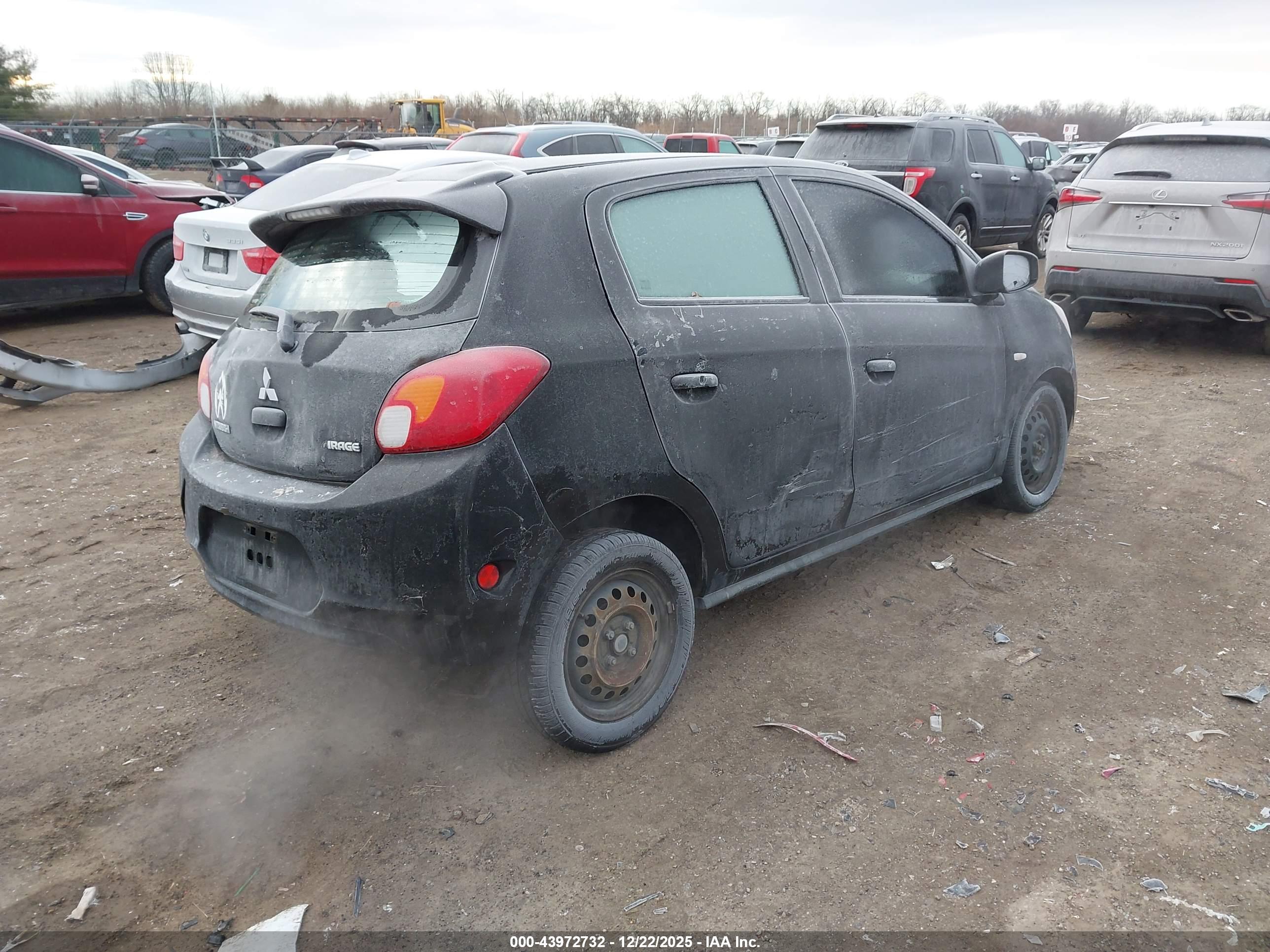 MITSUBISHI MIRAGE image 4