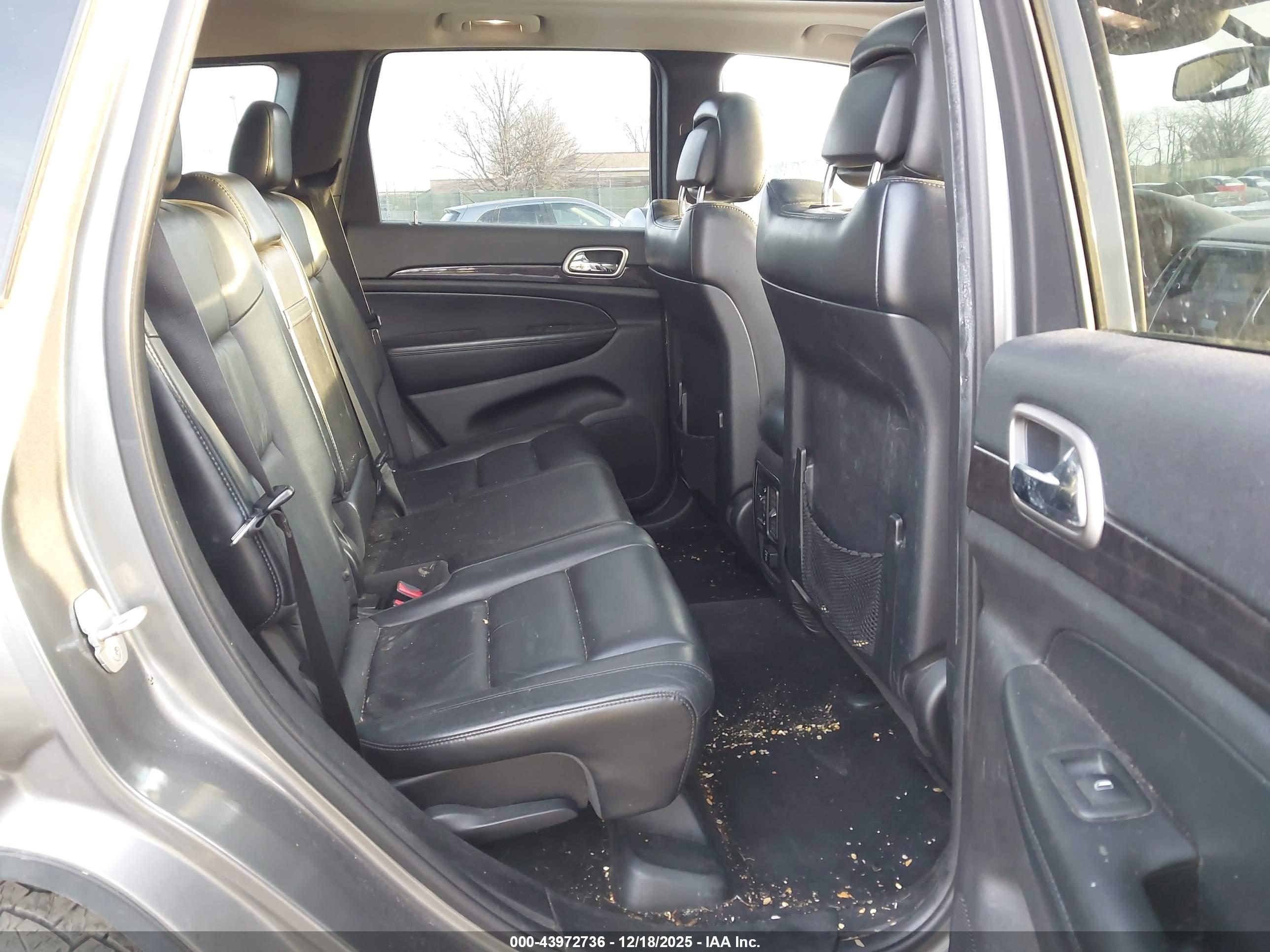 JEEP GRAND image 8