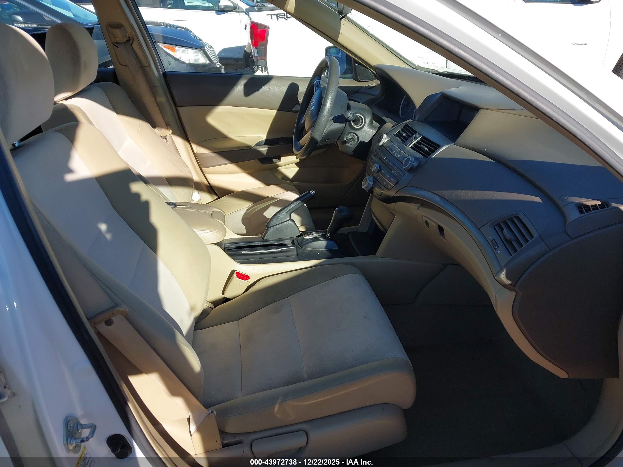 HONDA ACCORD image 5