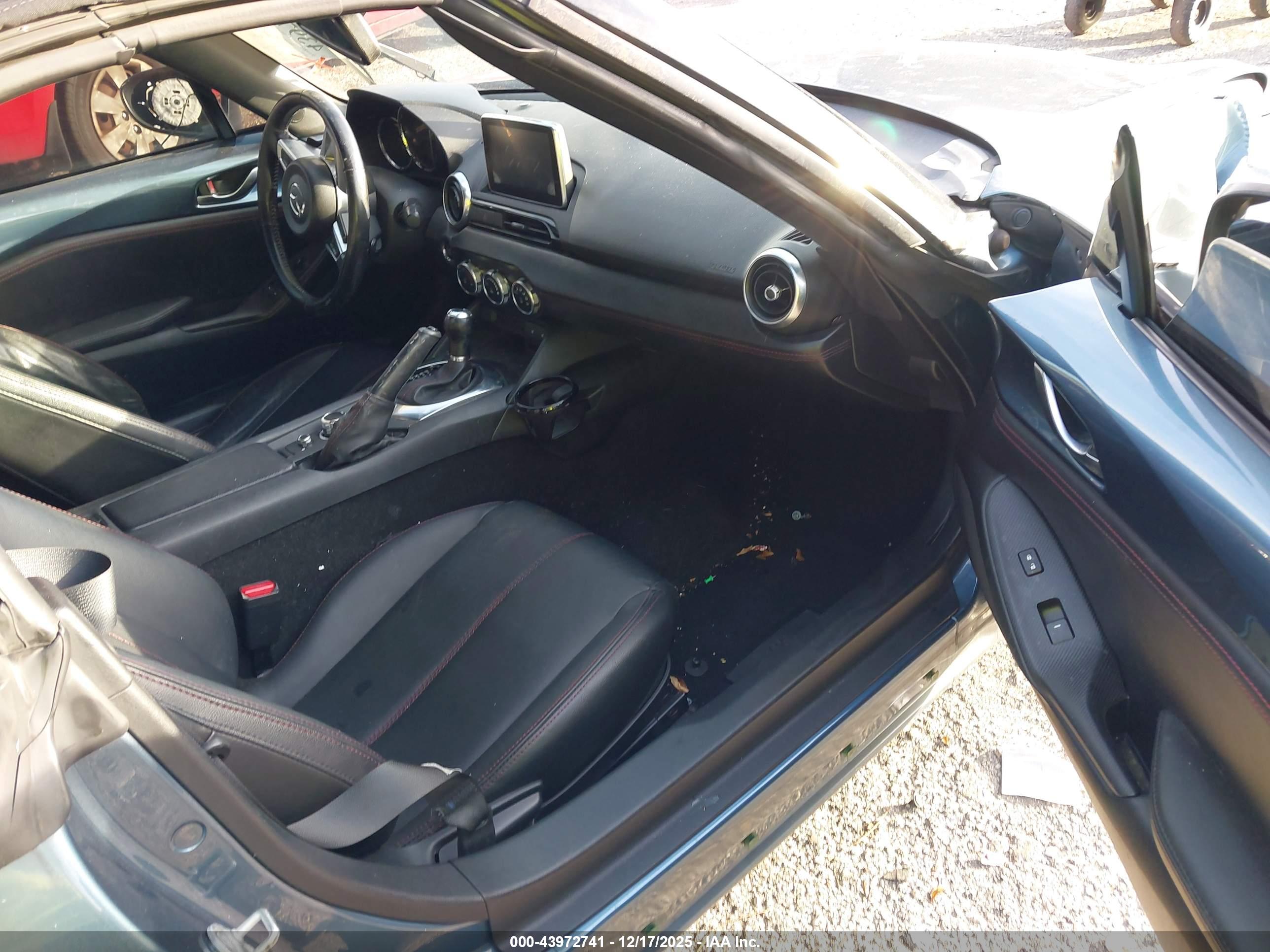 MAZDA MX-5 image 5