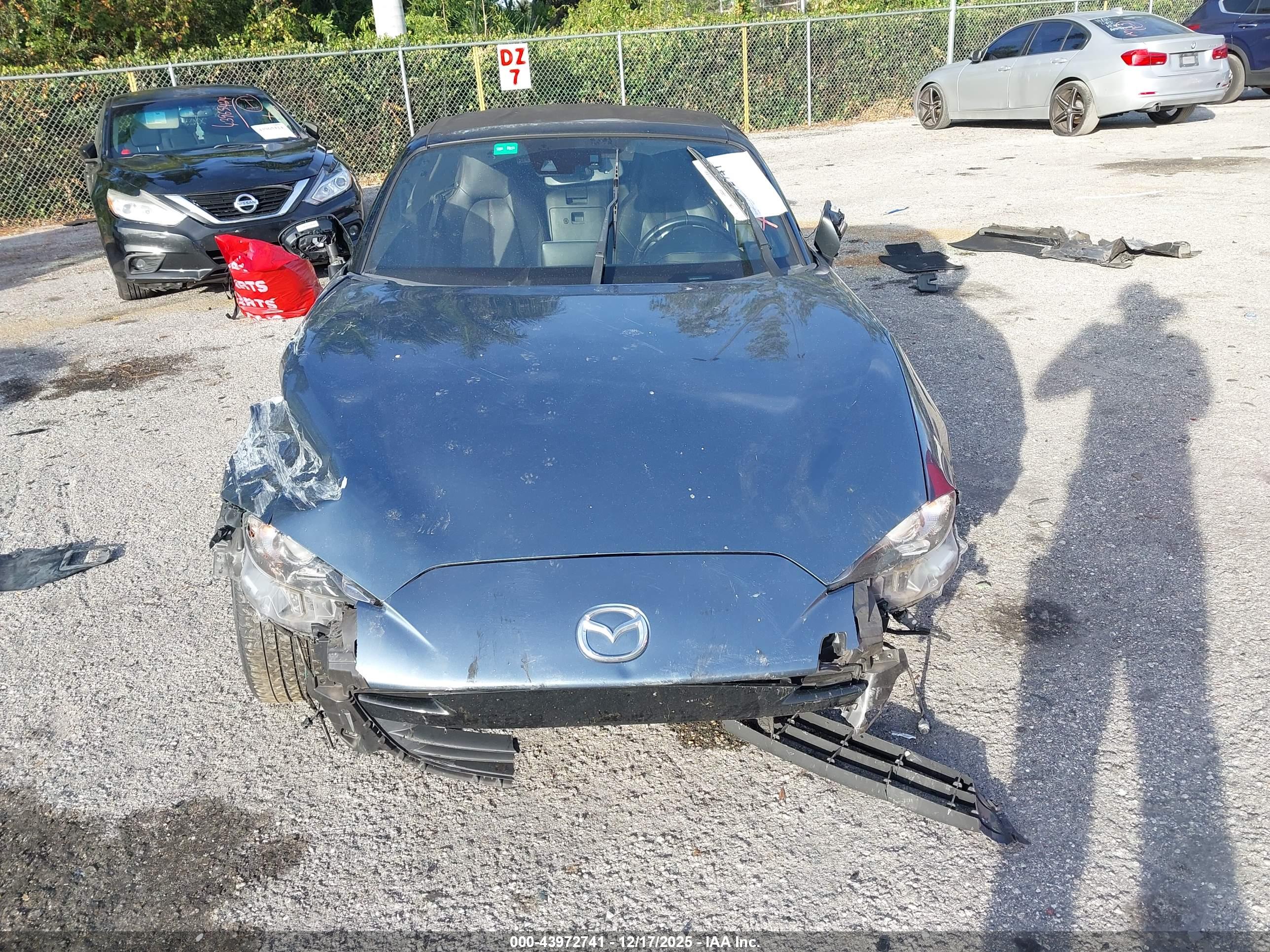 MAZDA MX-5 image 6