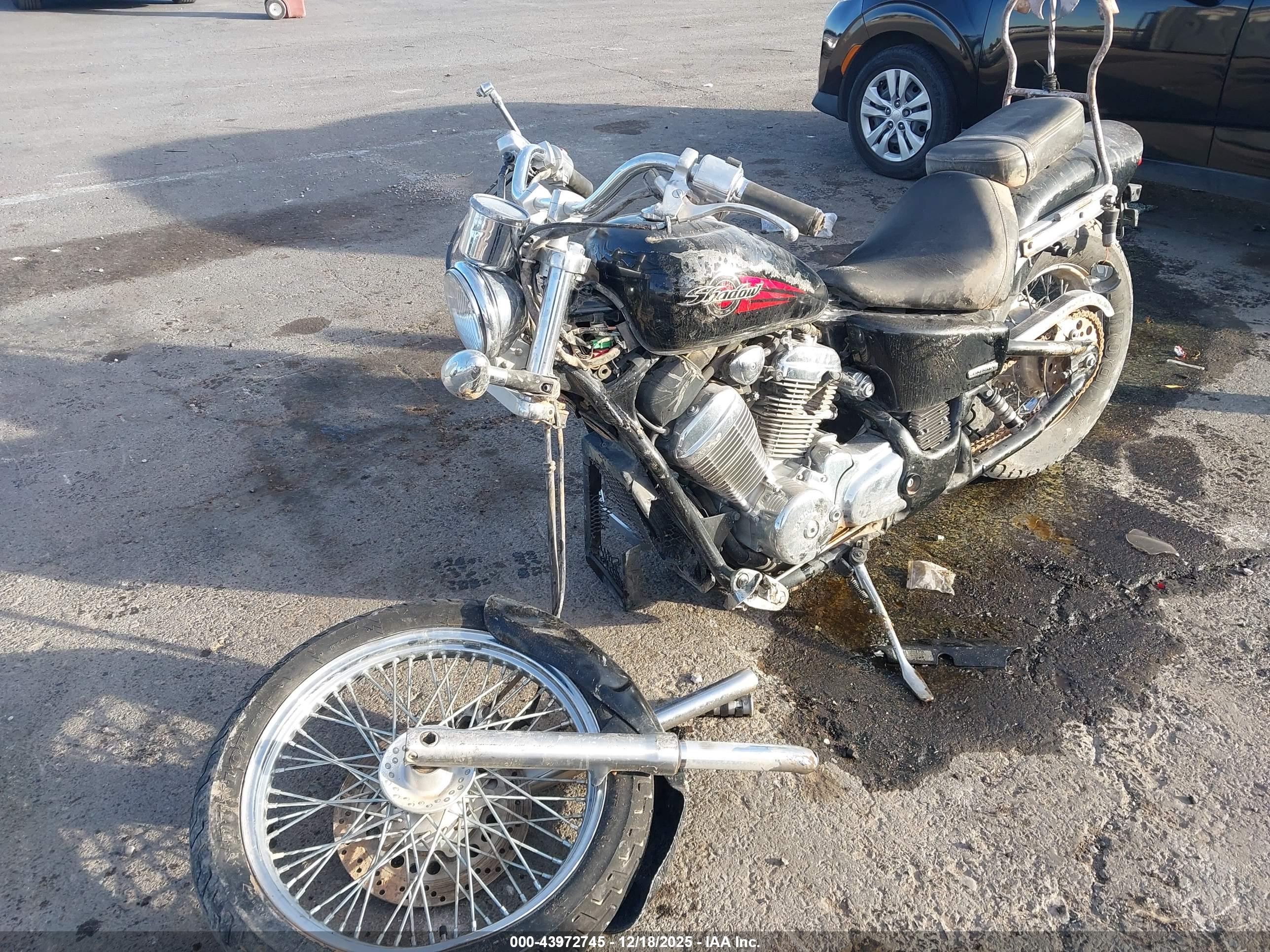 HONDA VT600 image 2