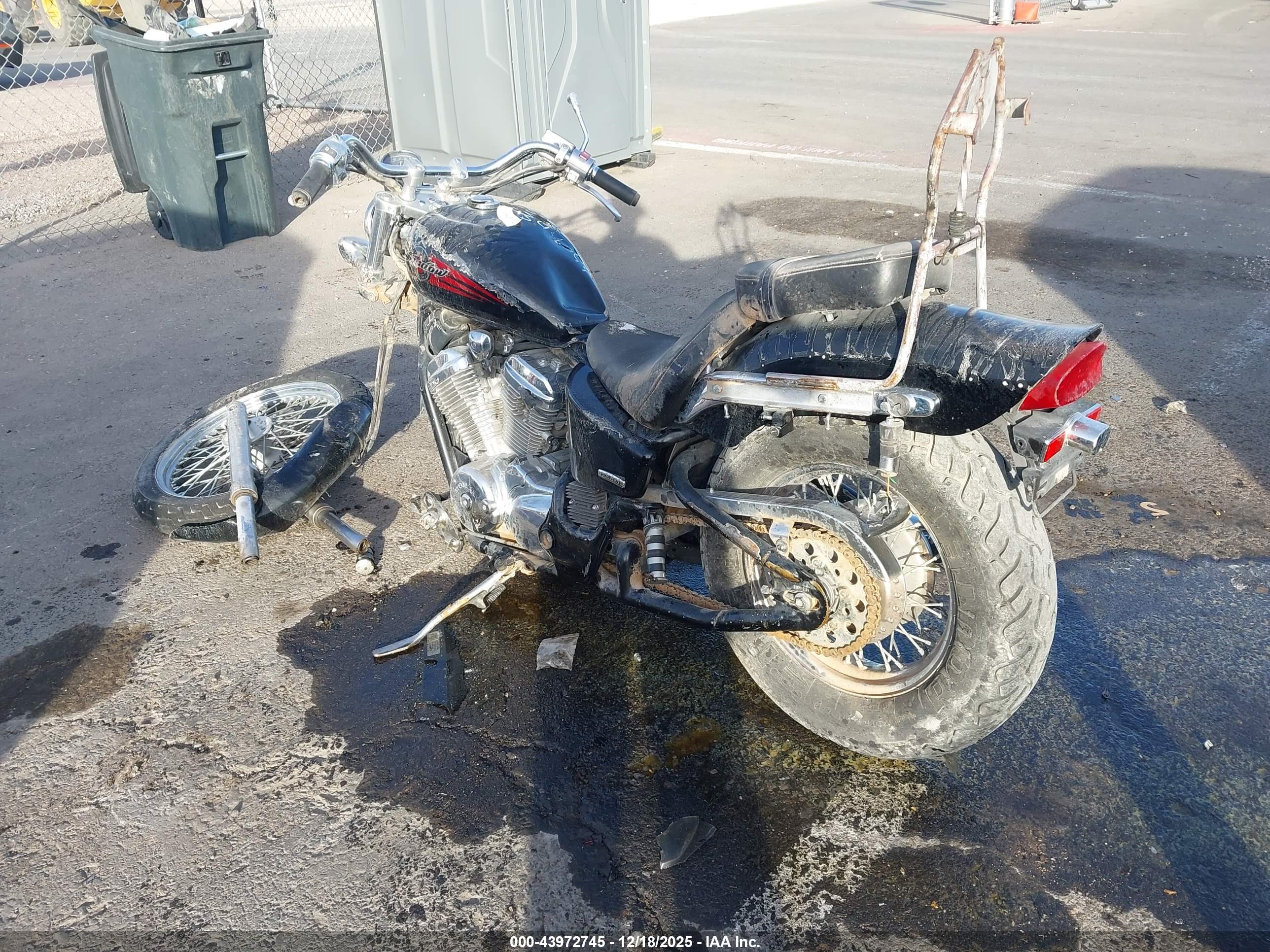 HONDA VT600 image 3