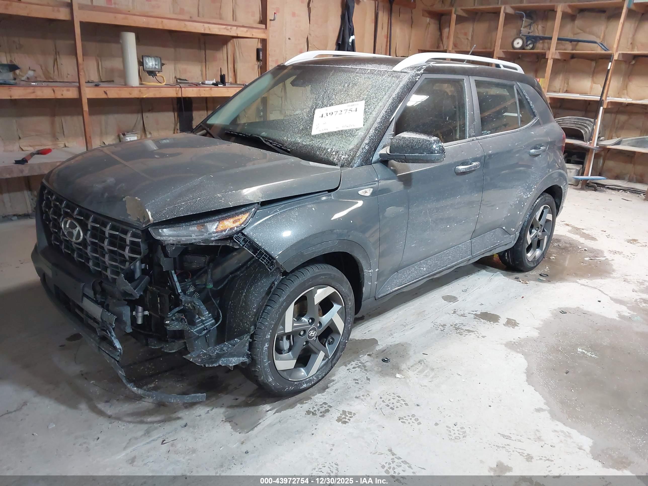 HYUNDAI VENUE image 2
