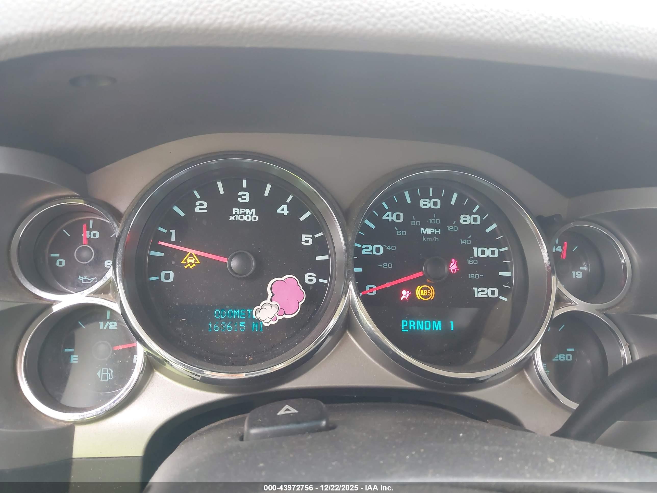 CHEVROLET SILVERADO image 7