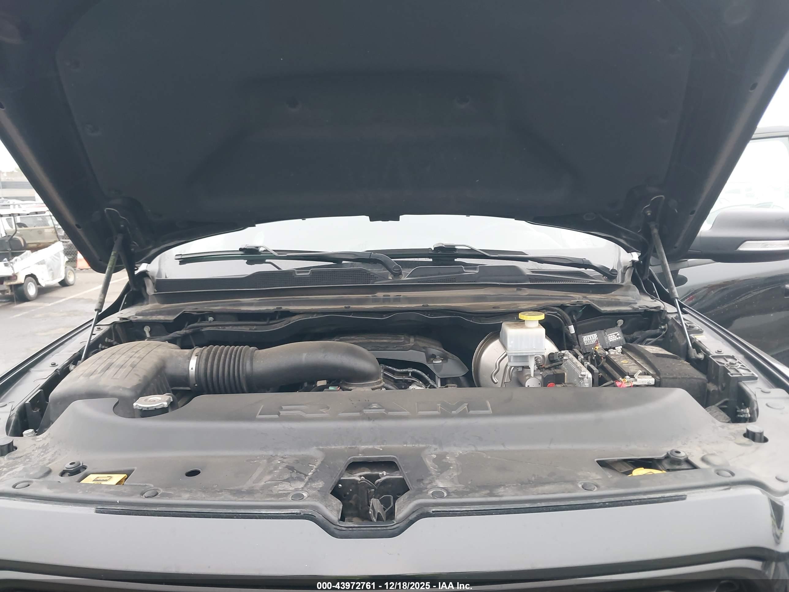 RAM 1500 image 10