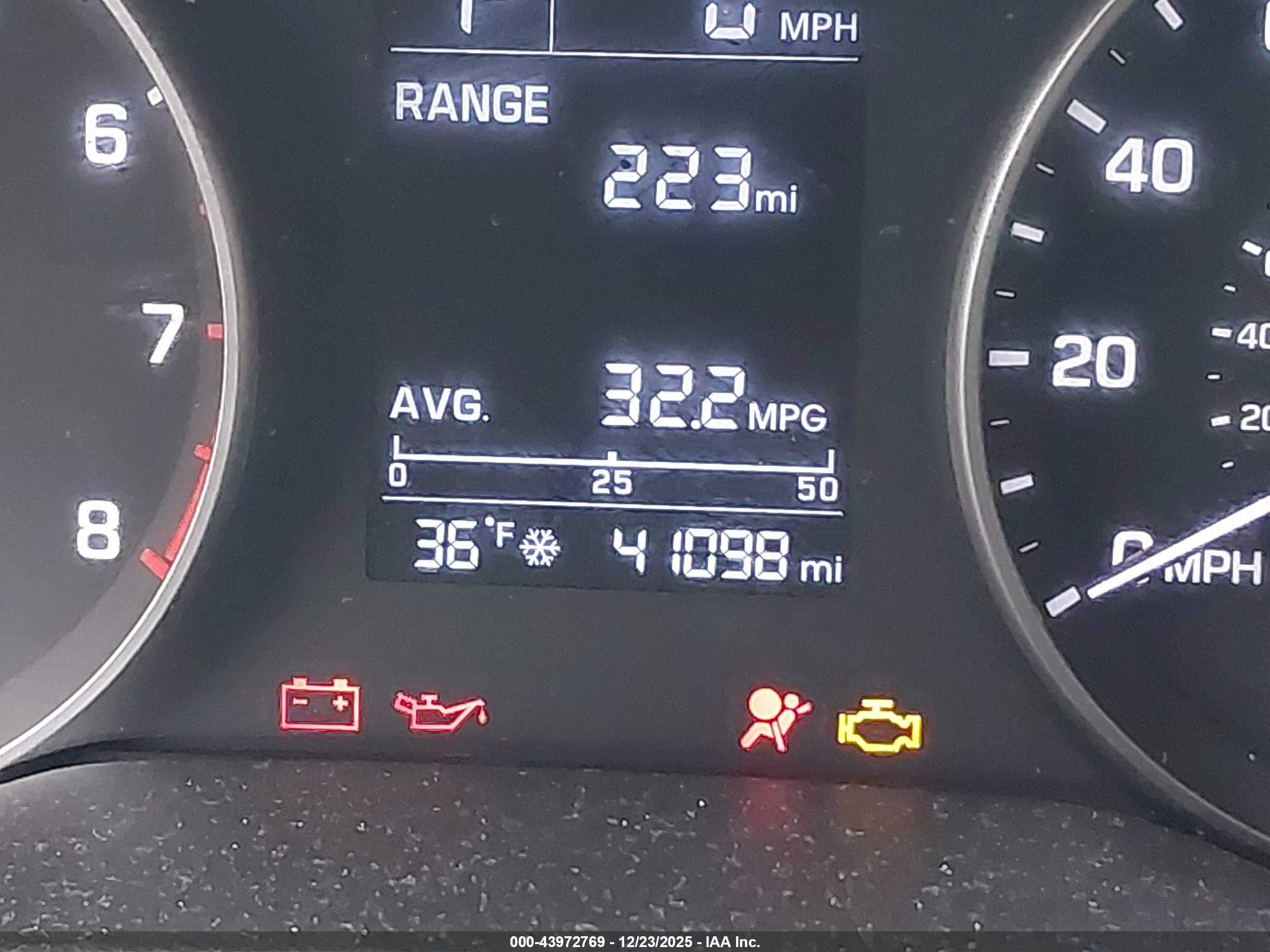 HYUNDAI ELANTRA image 7