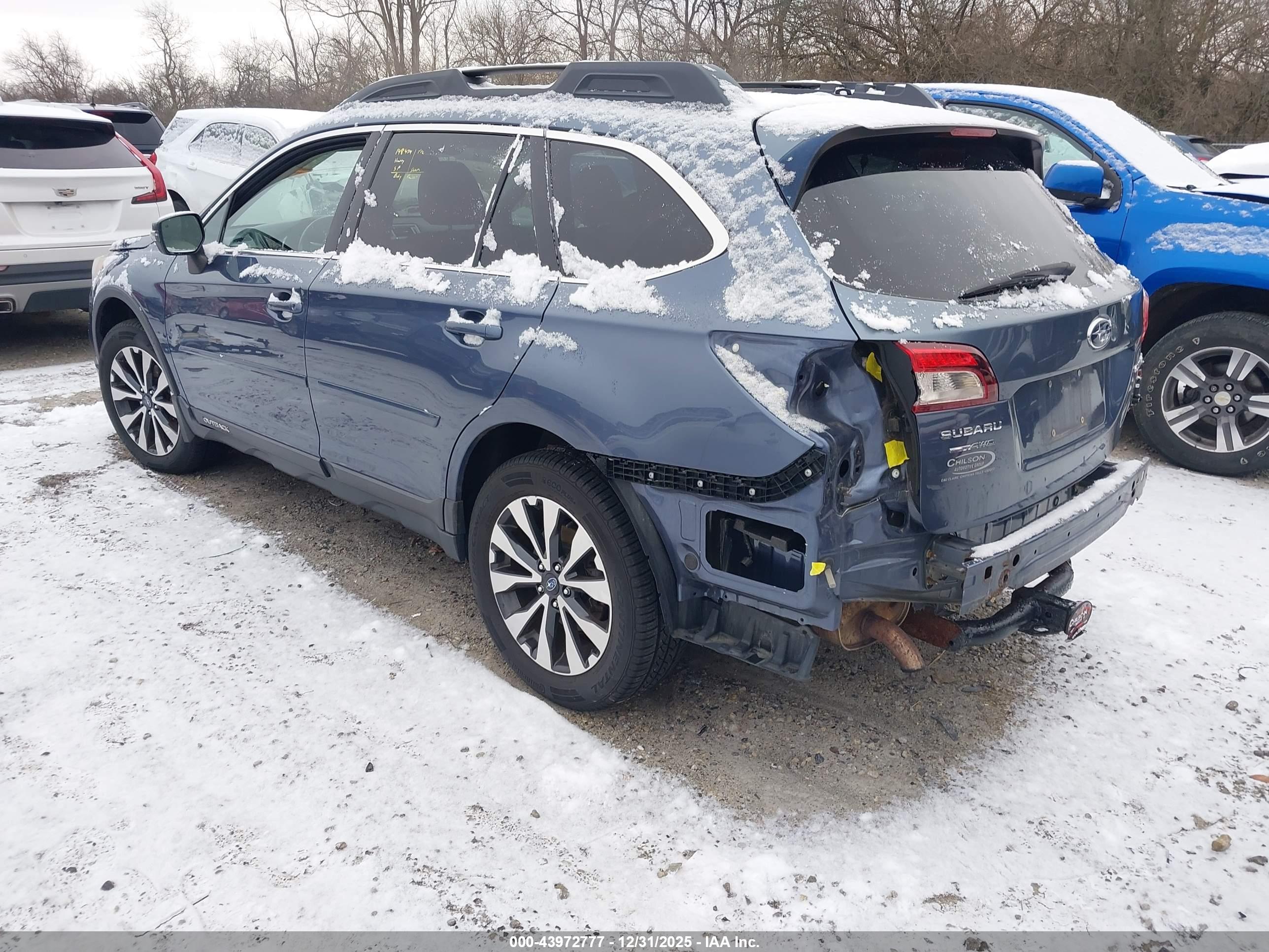 SUBARU OUTBACK image 3
