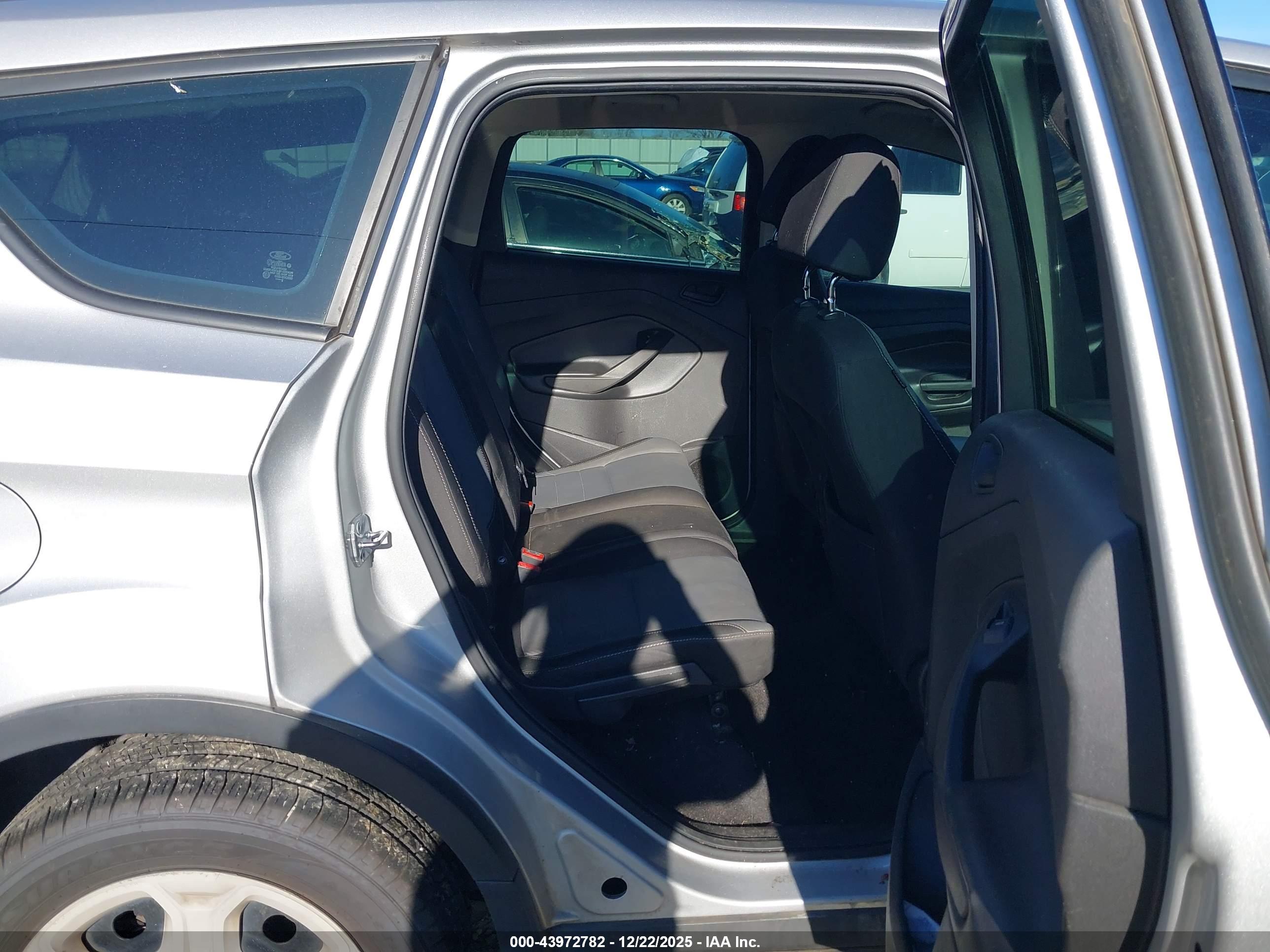 FORD ESCAPE image 8