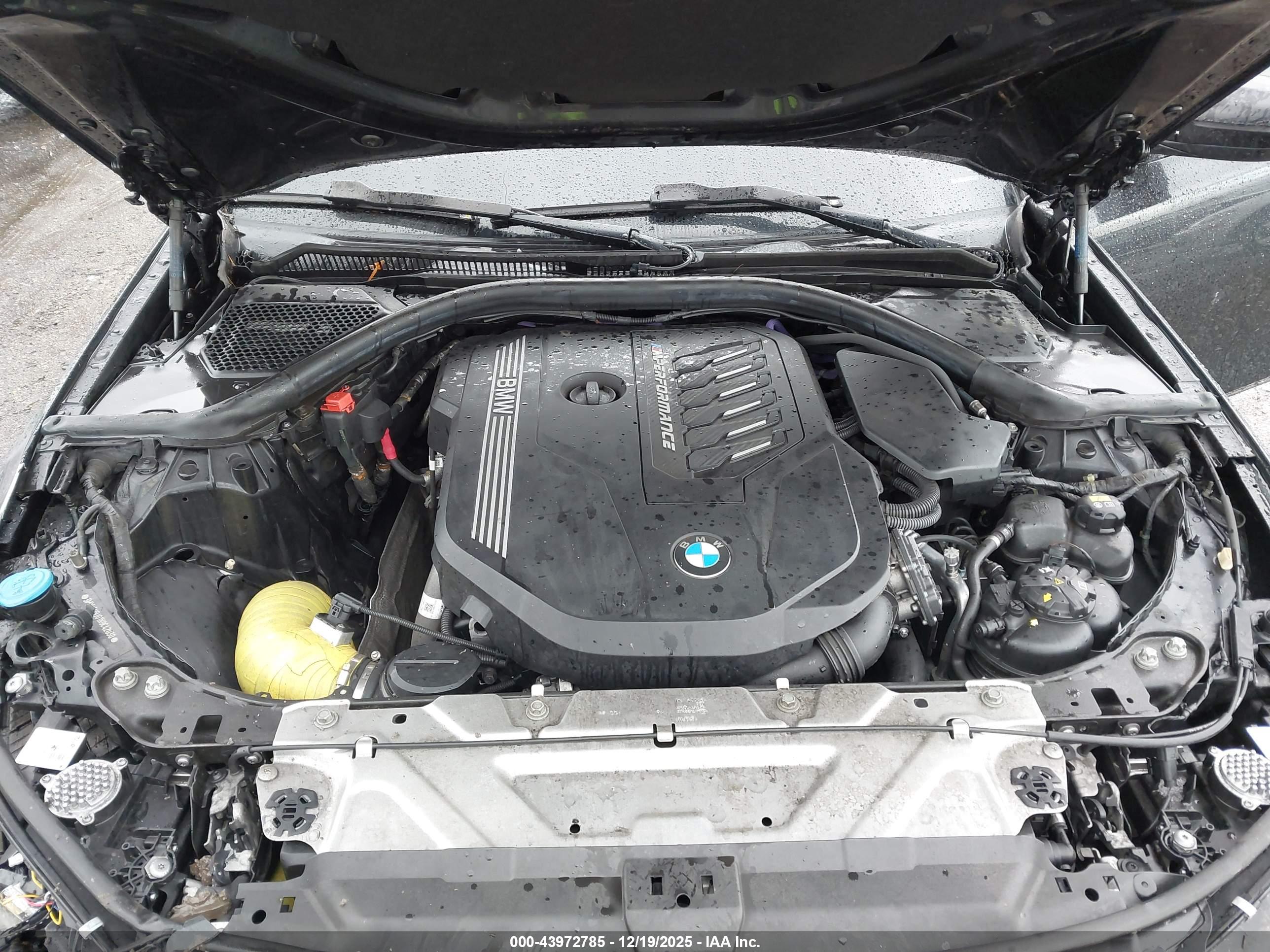BMW 3 image 10