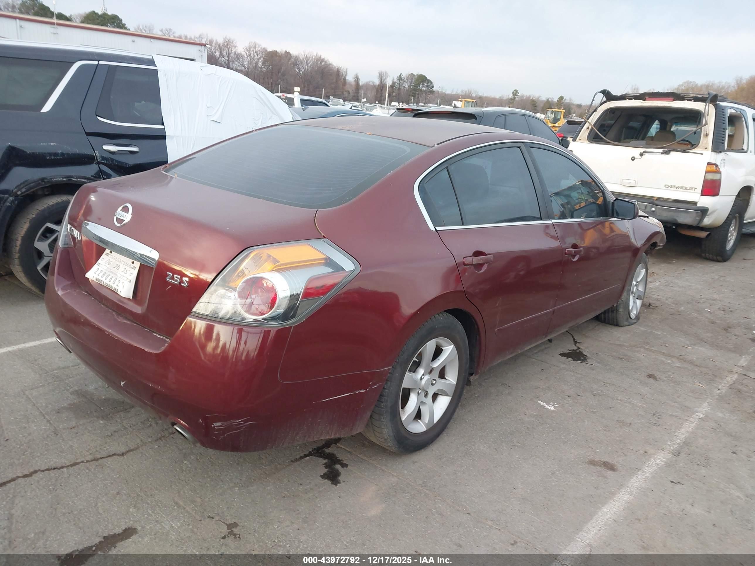 NISSAN ALTIMA image 4