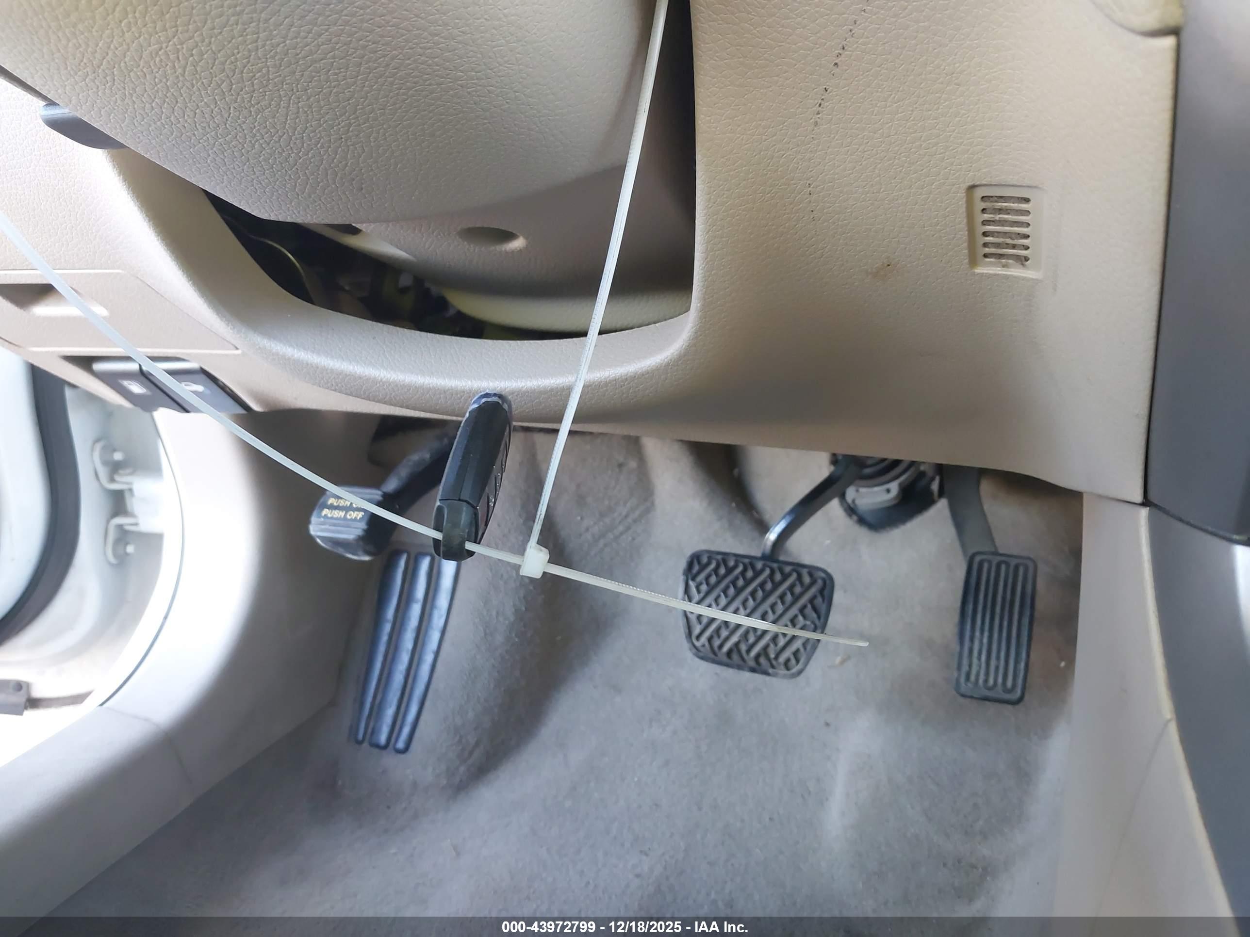 NISSAN ALTIMA image 11