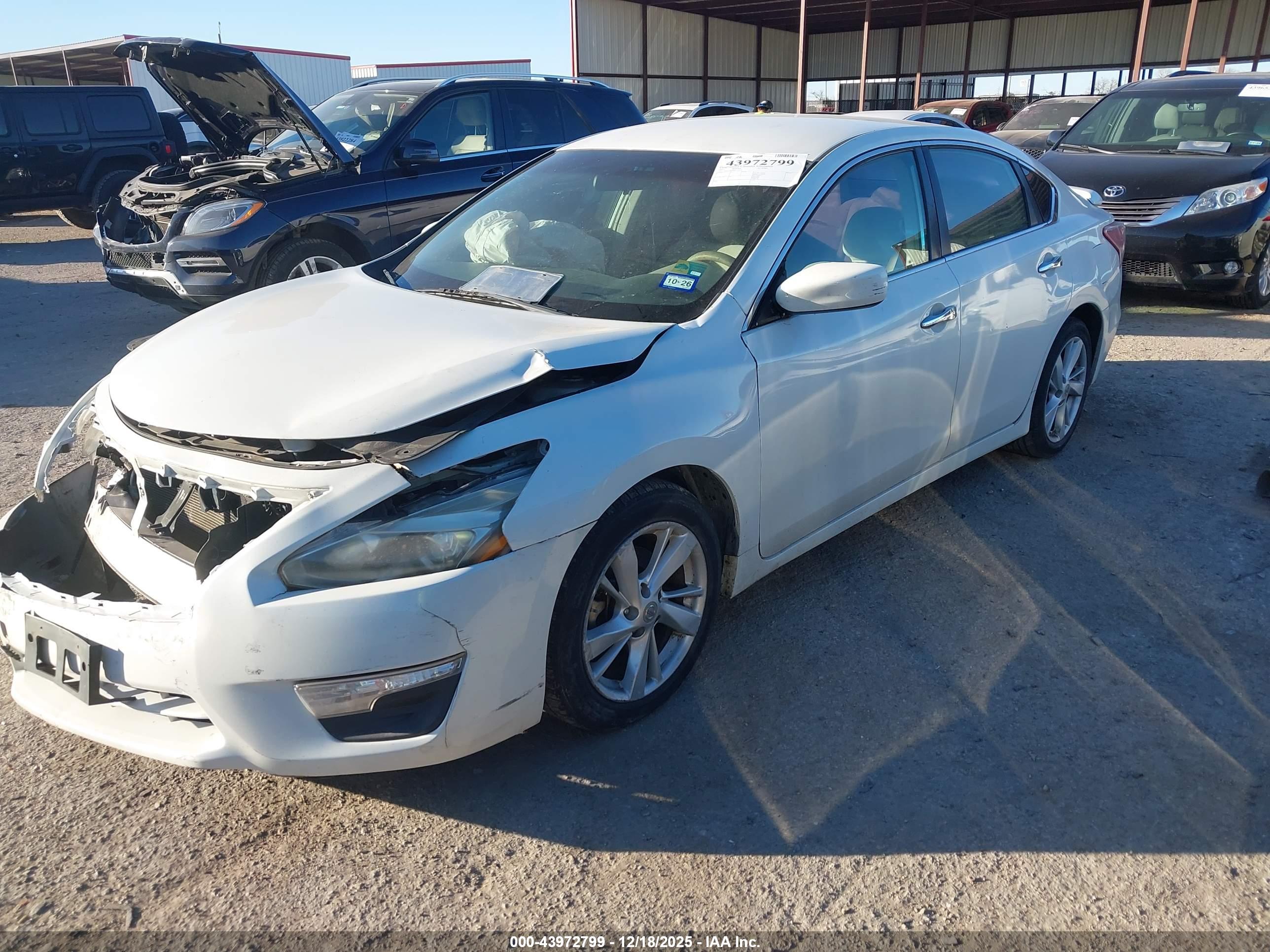 NISSAN ALTIMA image 2