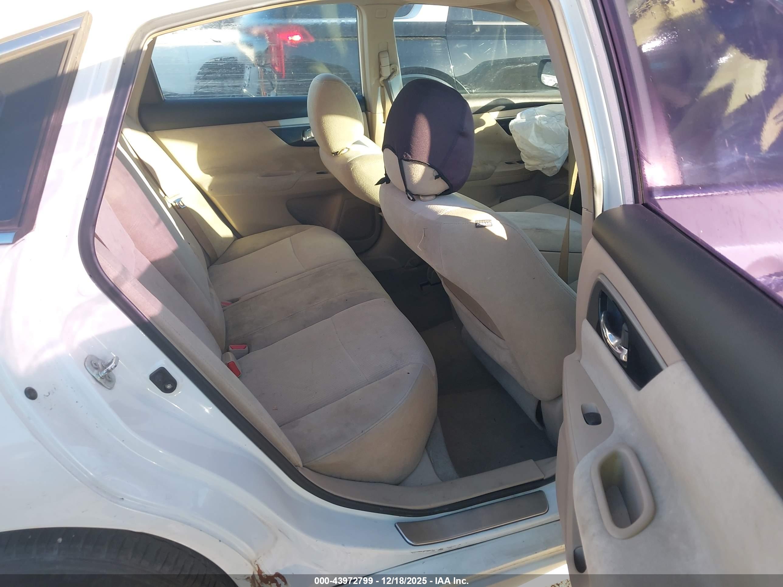 NISSAN ALTIMA image 8