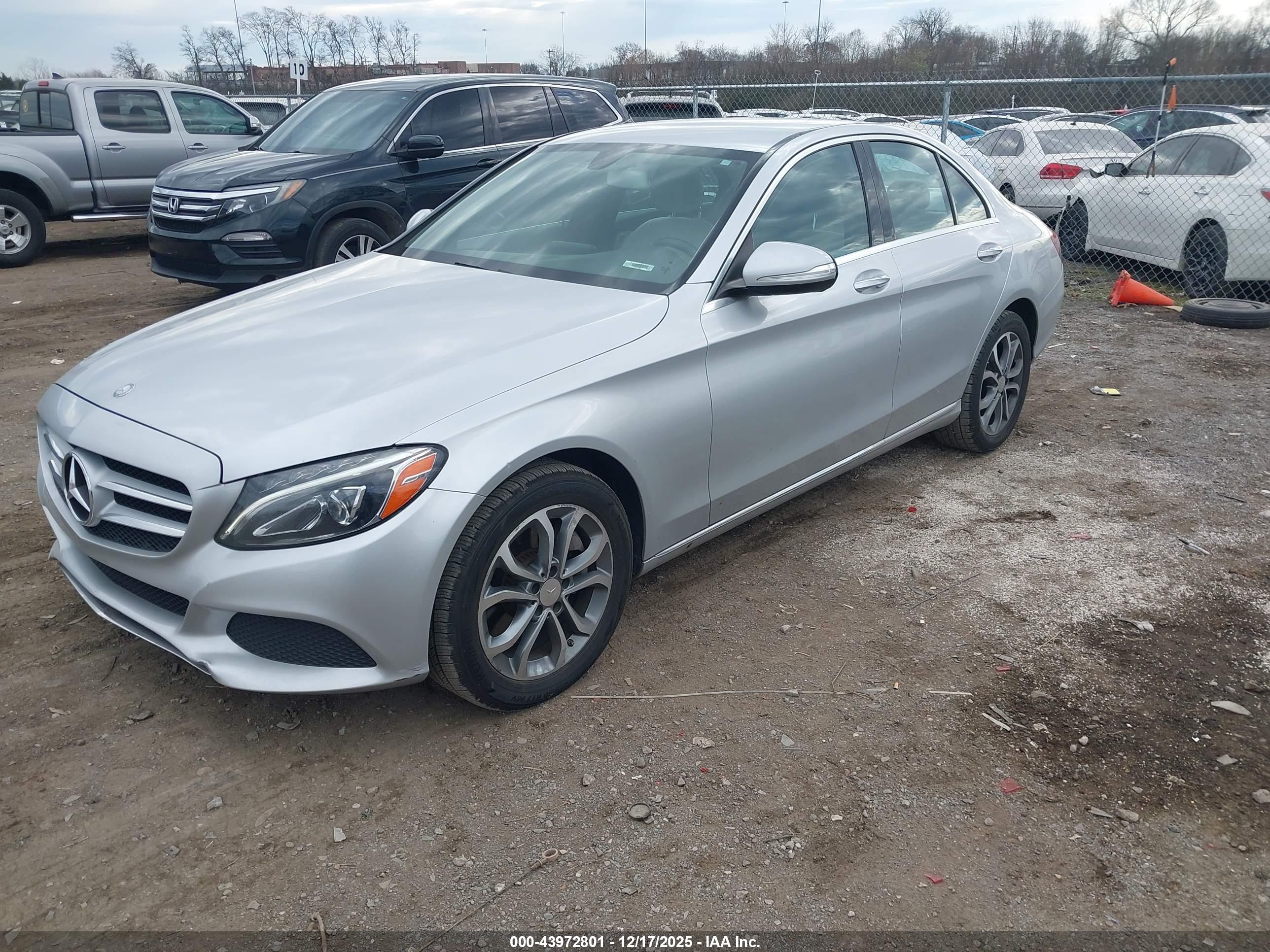 MERCEDES-BENZ C image 2