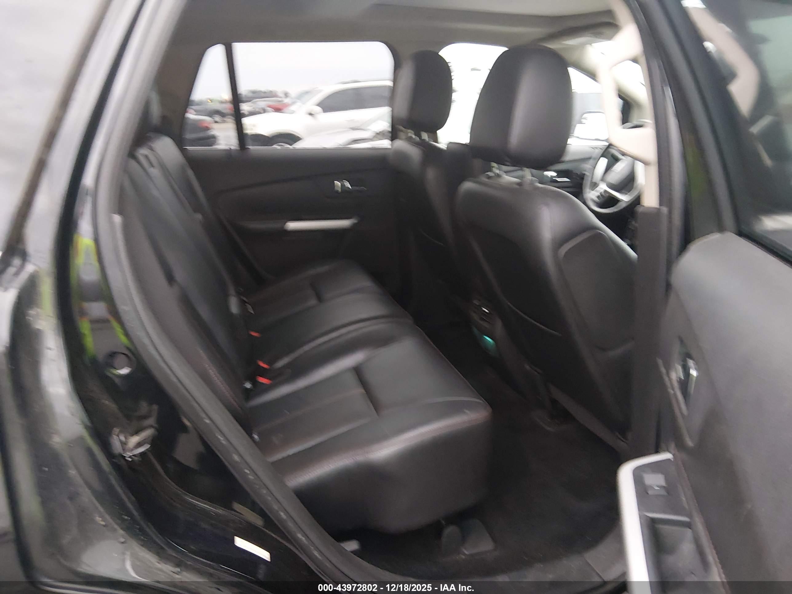 FORD EDGE image 8