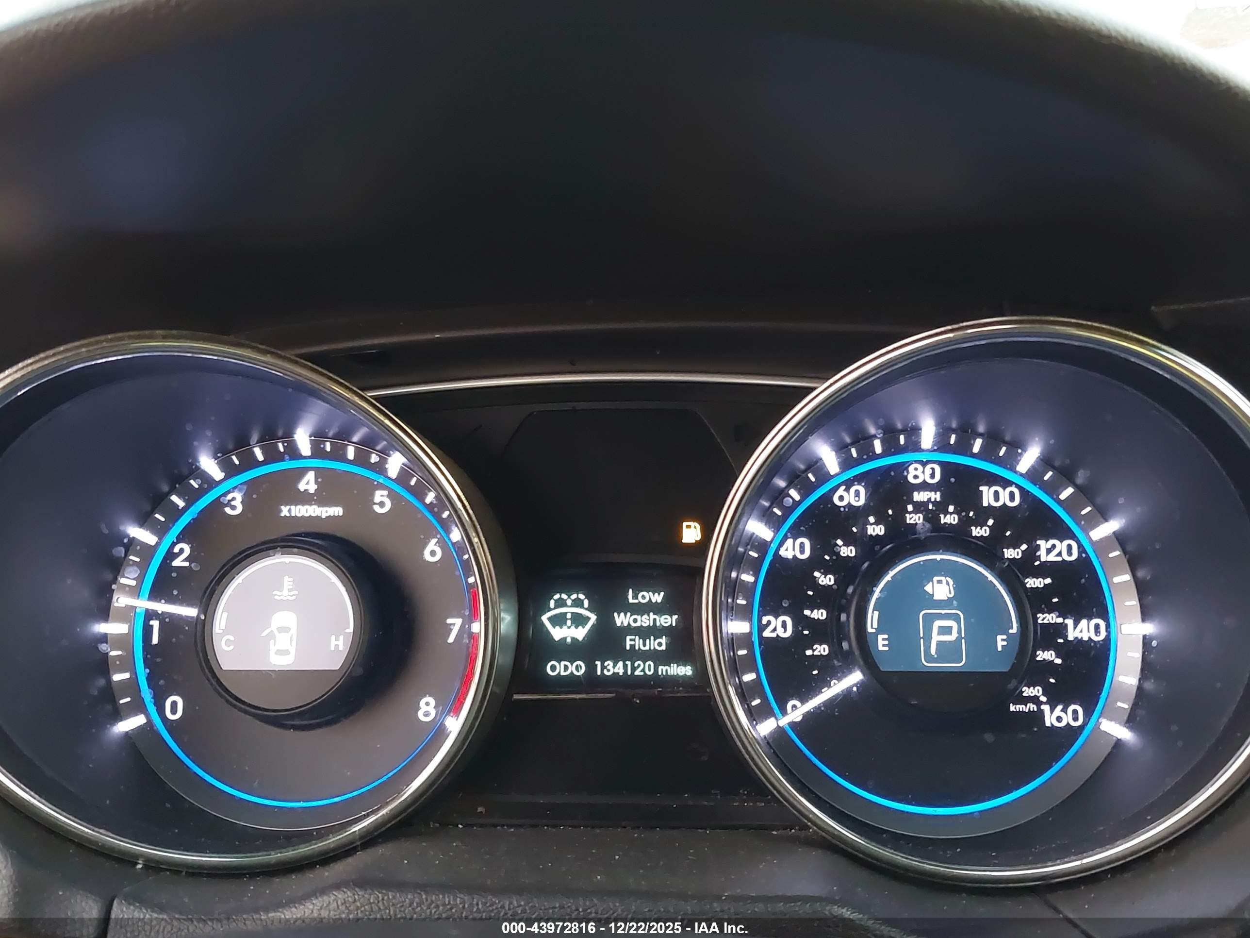 HYUNDAI SONATA image 7