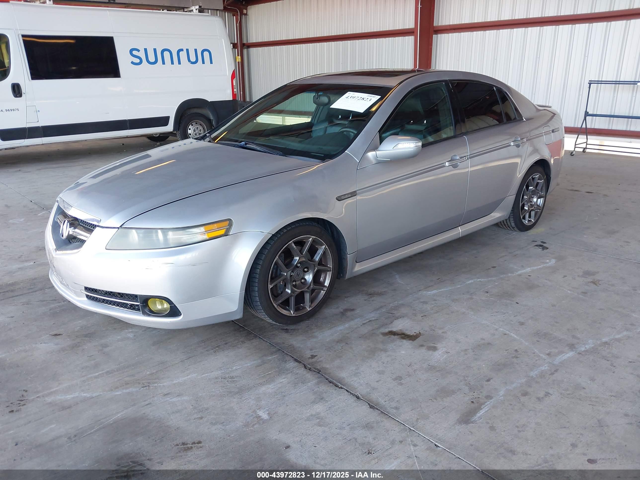 ACURA TL image 2