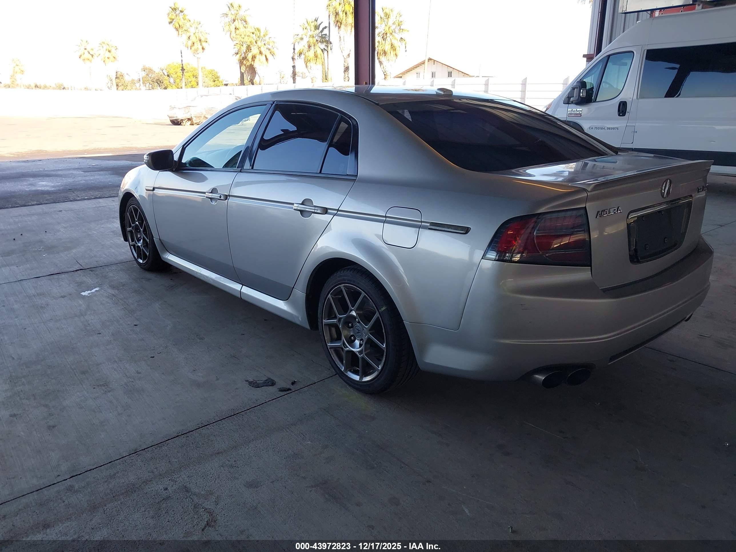 ACURA TL image 3