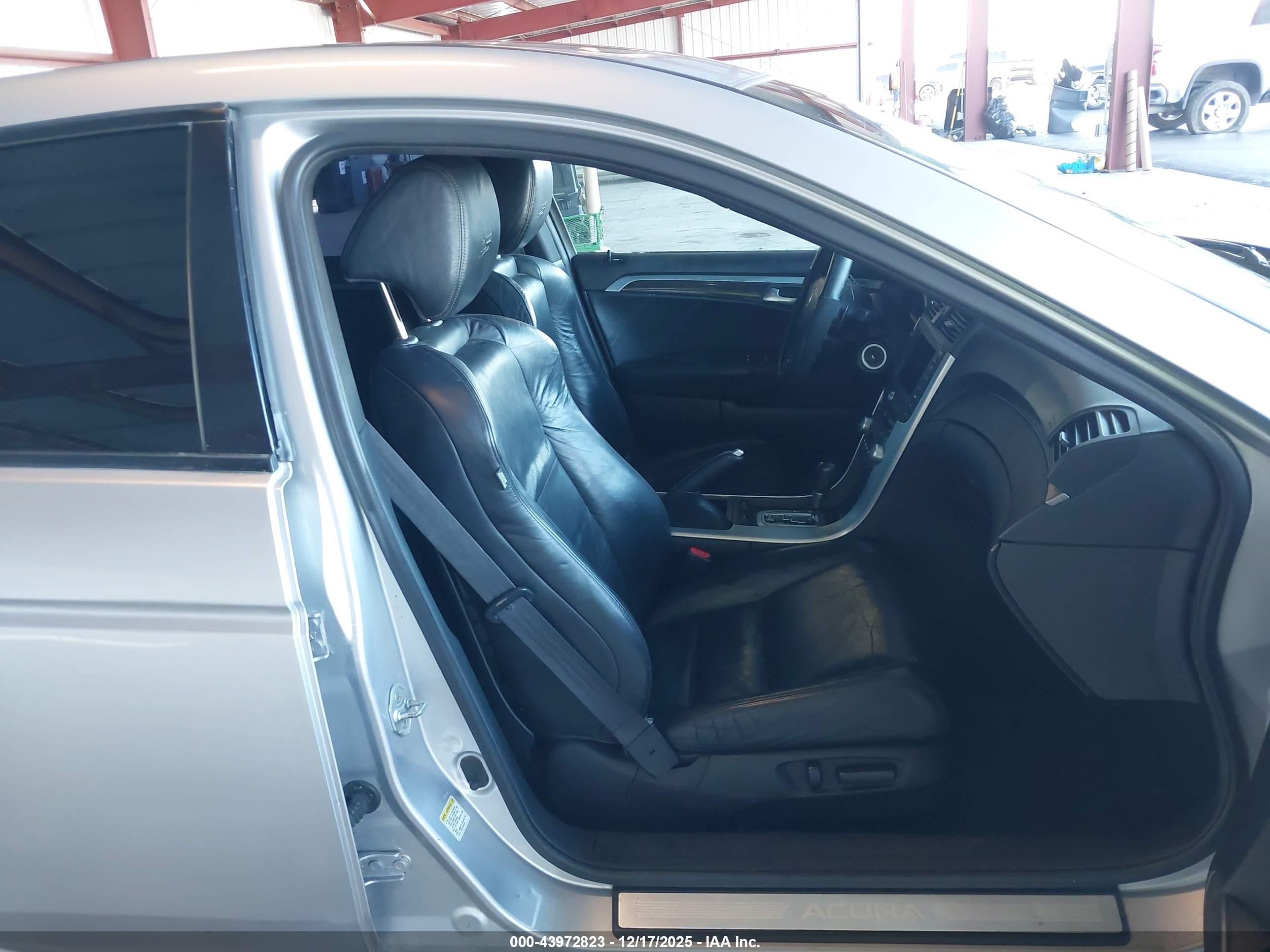 ACURA TL image 5