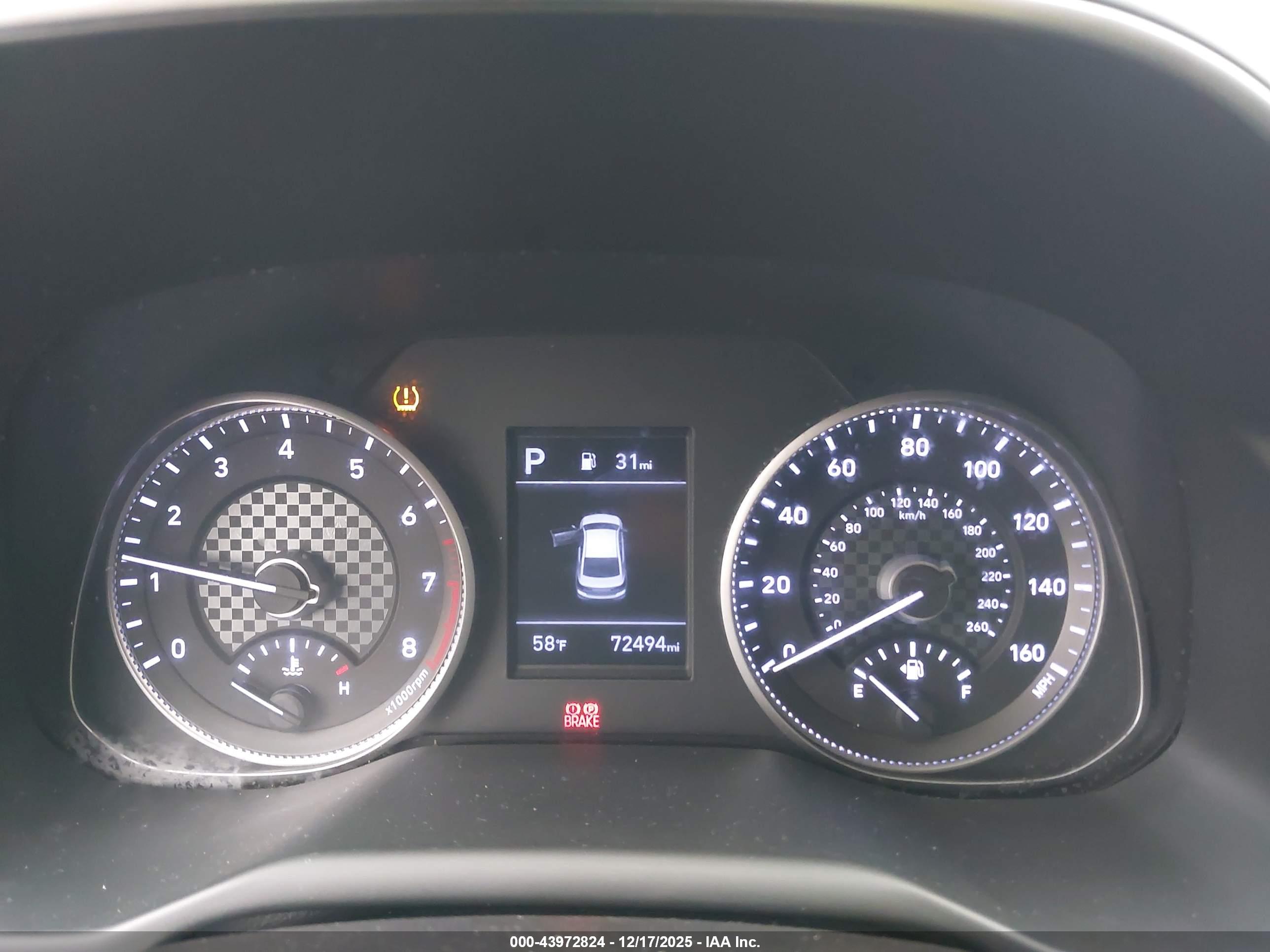 HYUNDAI ELANTRA image 7