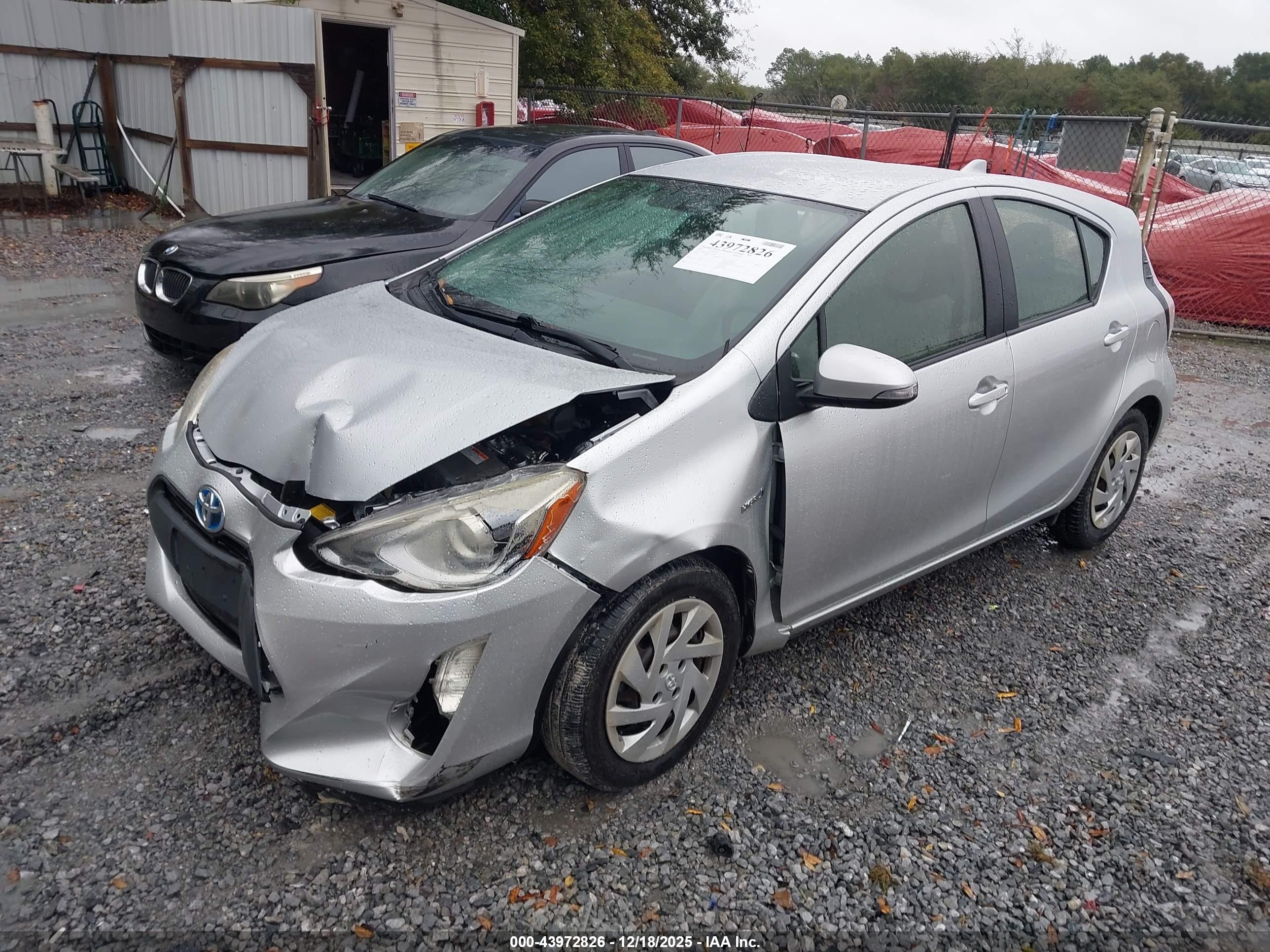 TOYOTA PRIUS image 2