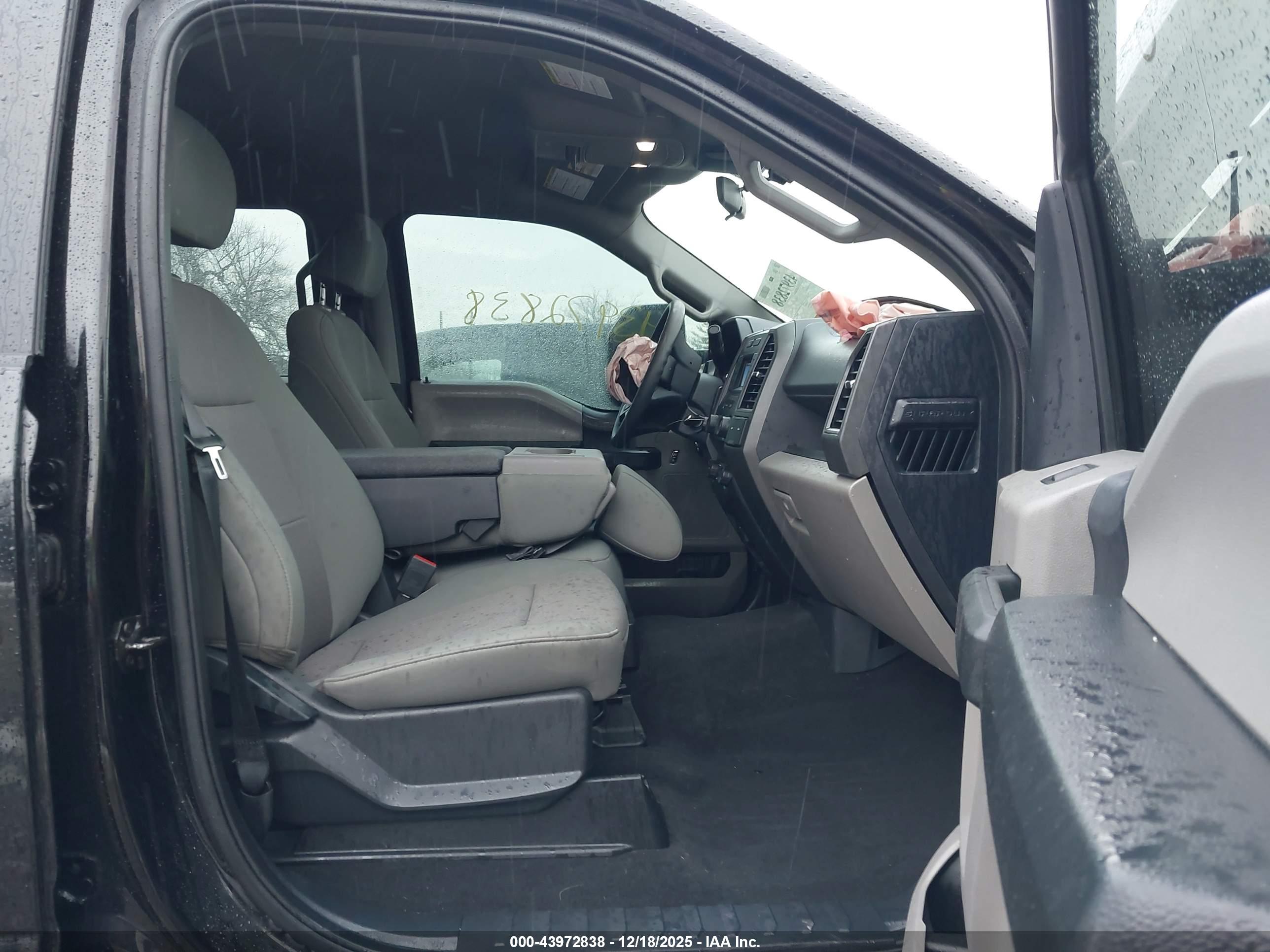 FORD F-250 image 5