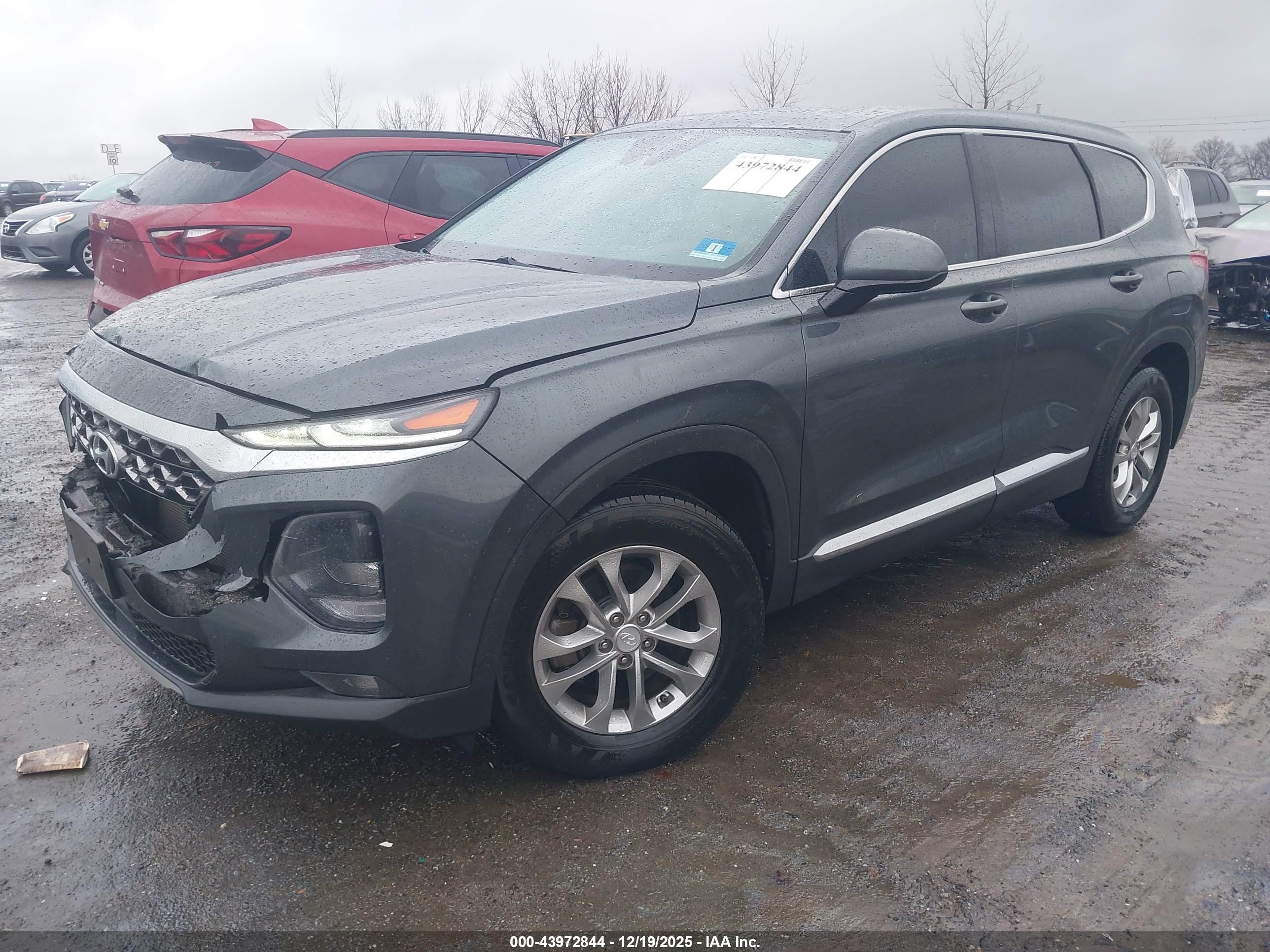 HYUNDAI SANTA image 2