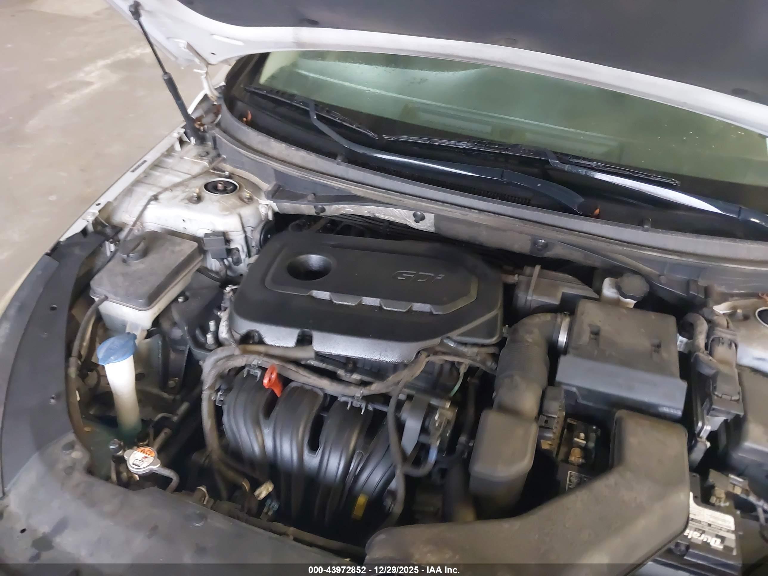 HYUNDAI SONATA image 10