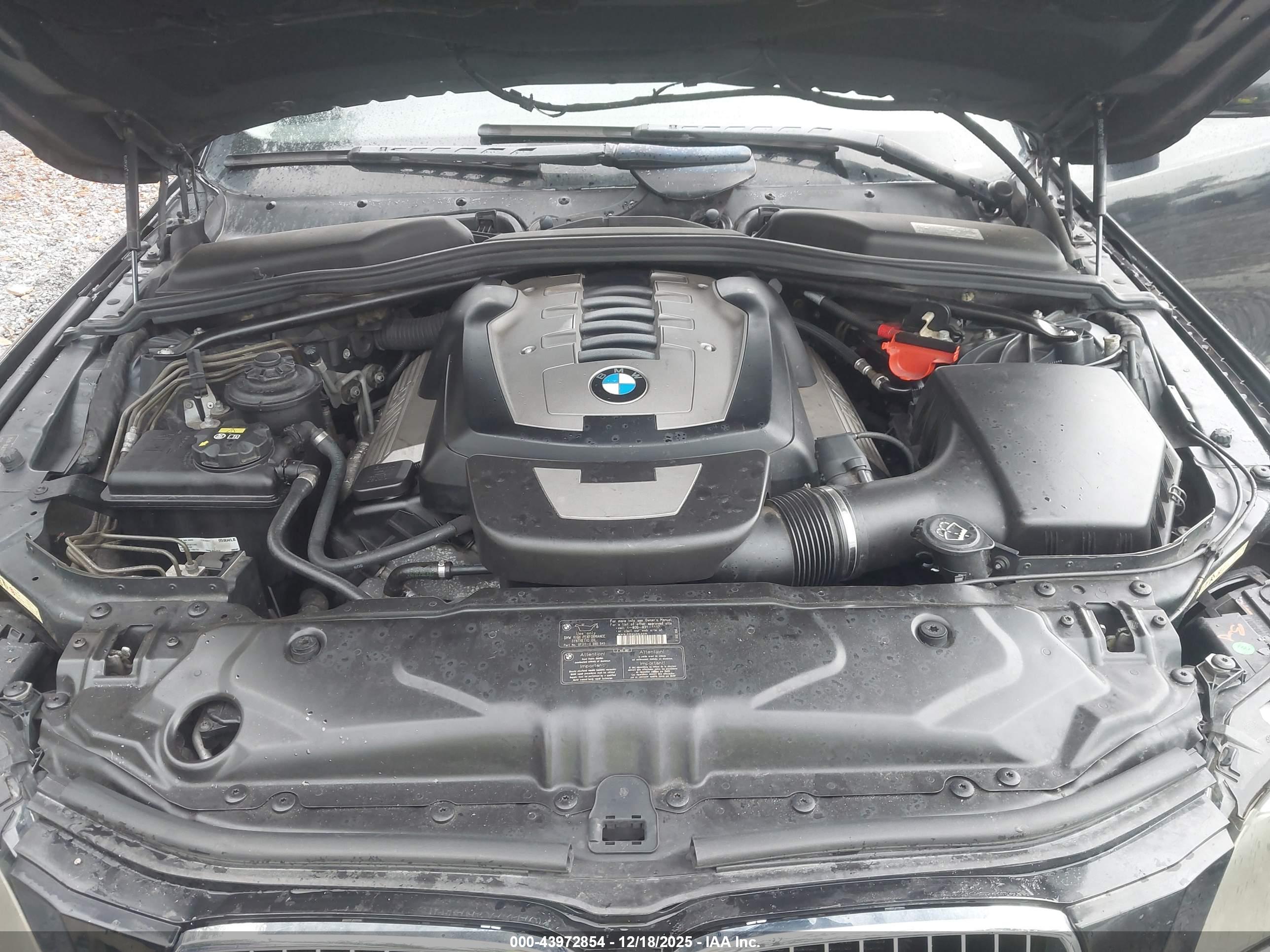 BMW 550I image 10