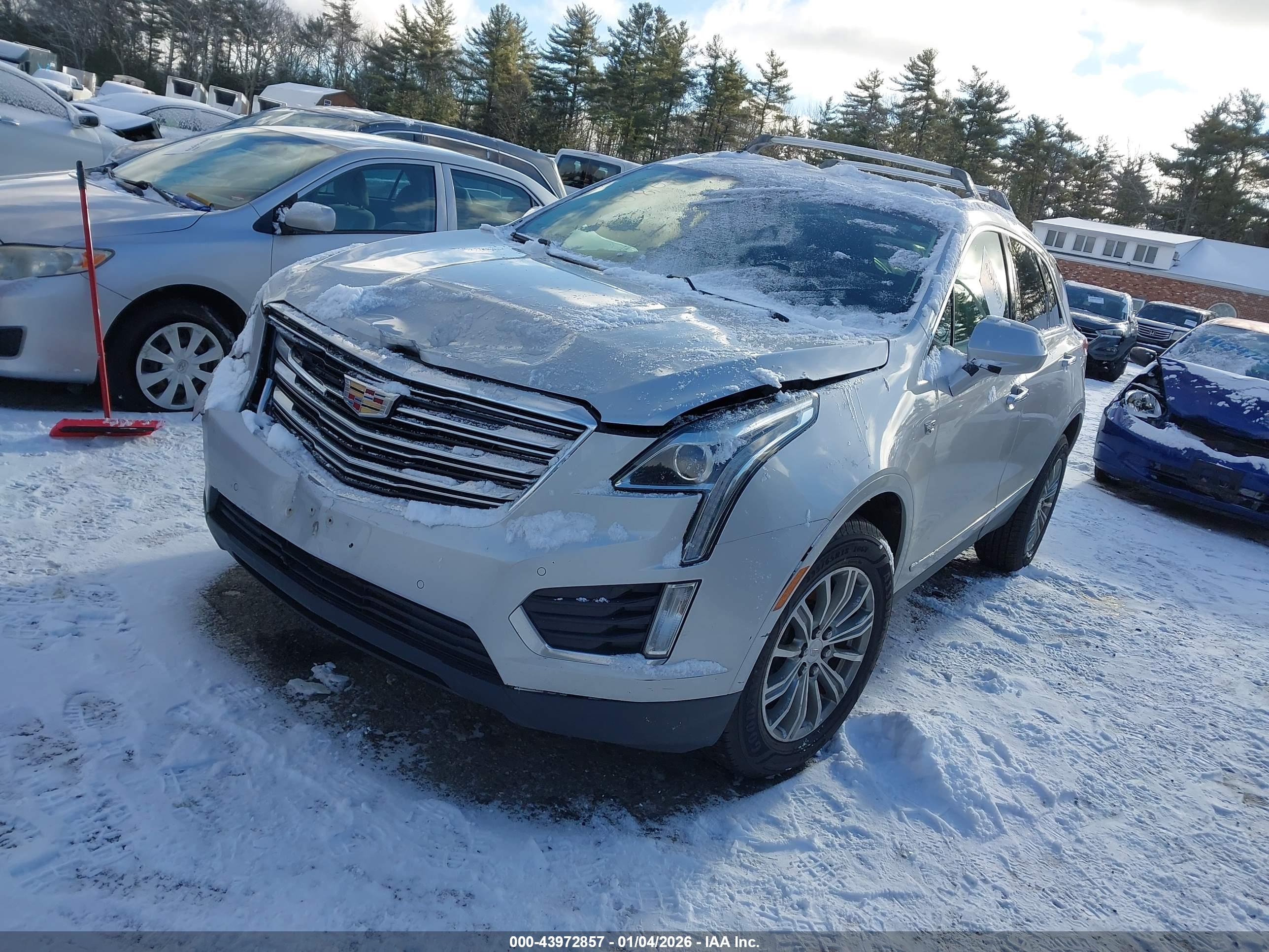 CADILLAC XT5 image 2