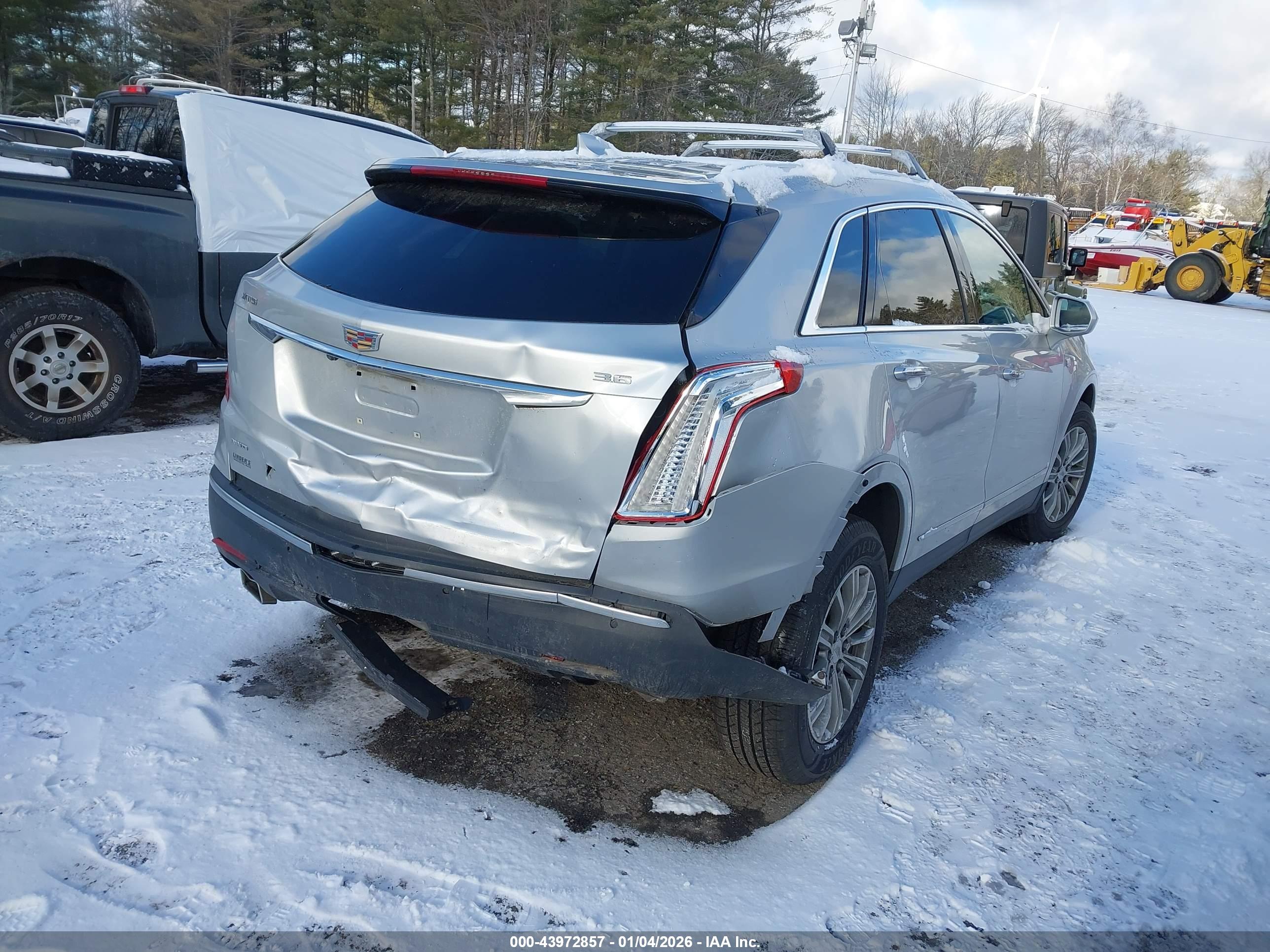 CADILLAC XT5 image 4